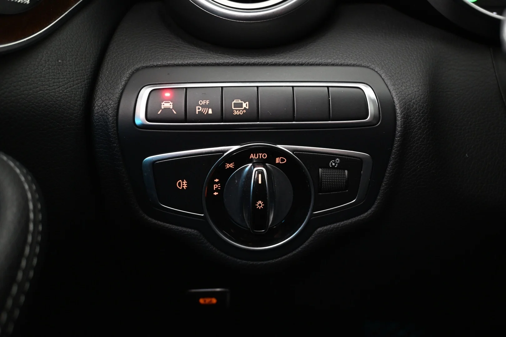Car Image - 3kfjl9UGfJVYrH43SYrWDH