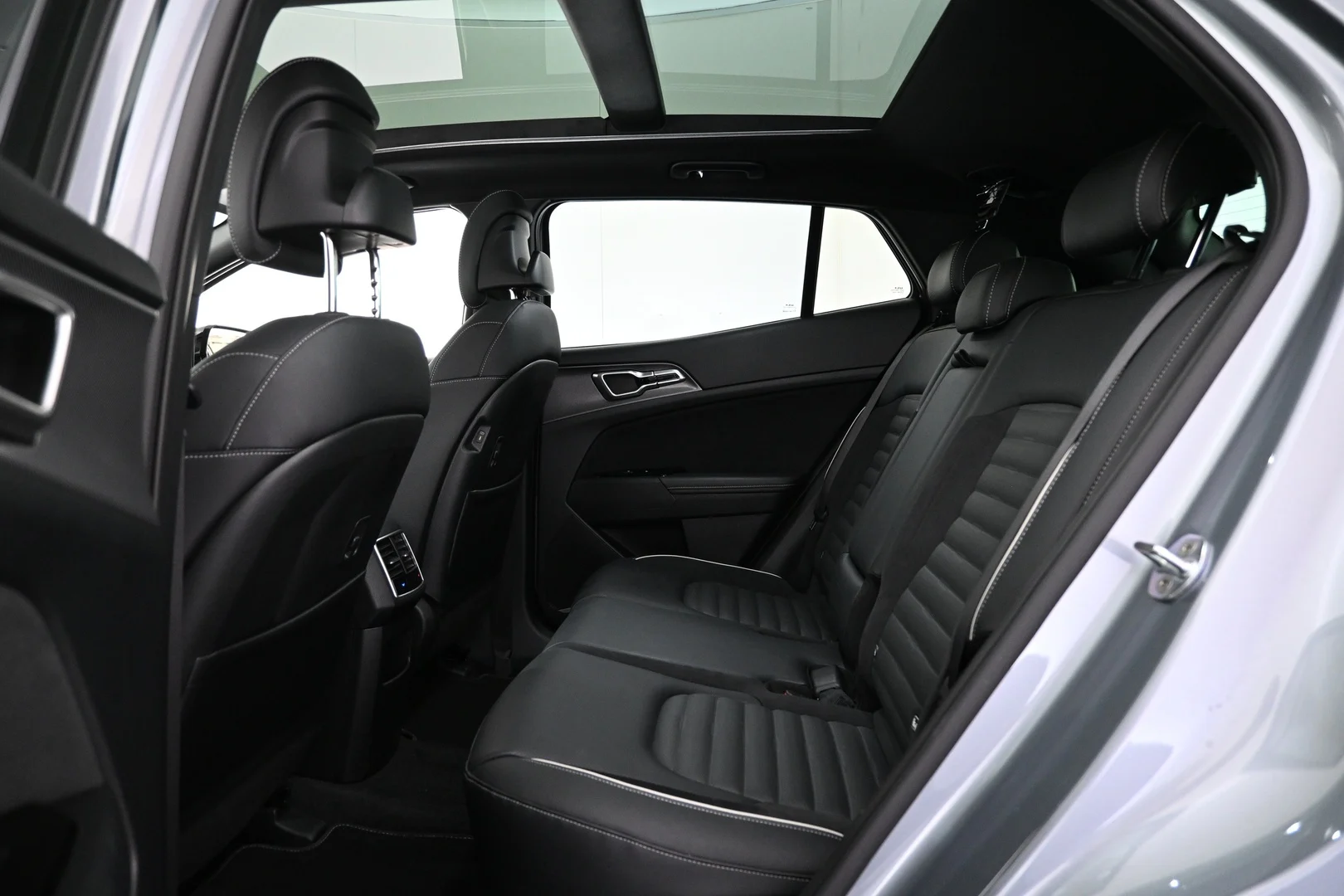 Car Image - 6fsoeXAR2saAAXn9d73Hkp