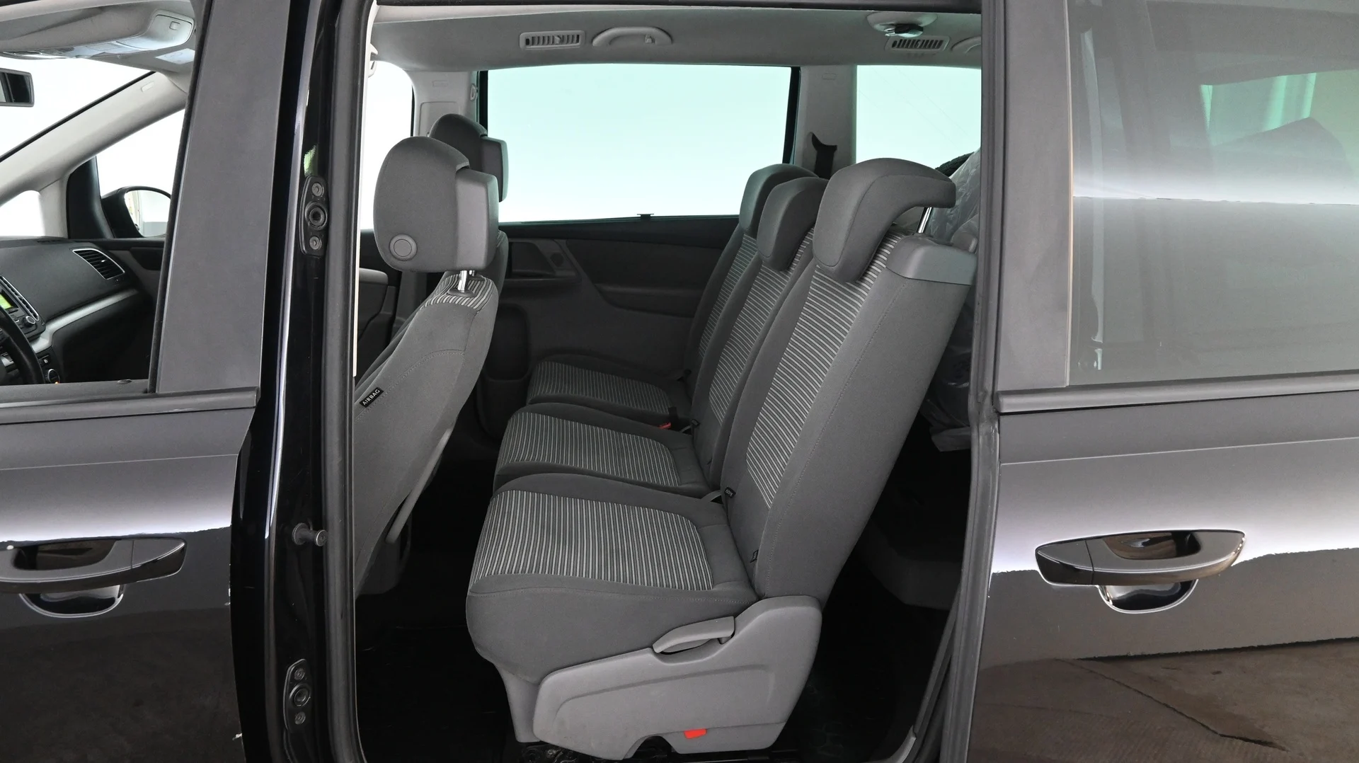 Car Image - 3dnV5dOYJZ5qOh3I2WalDc