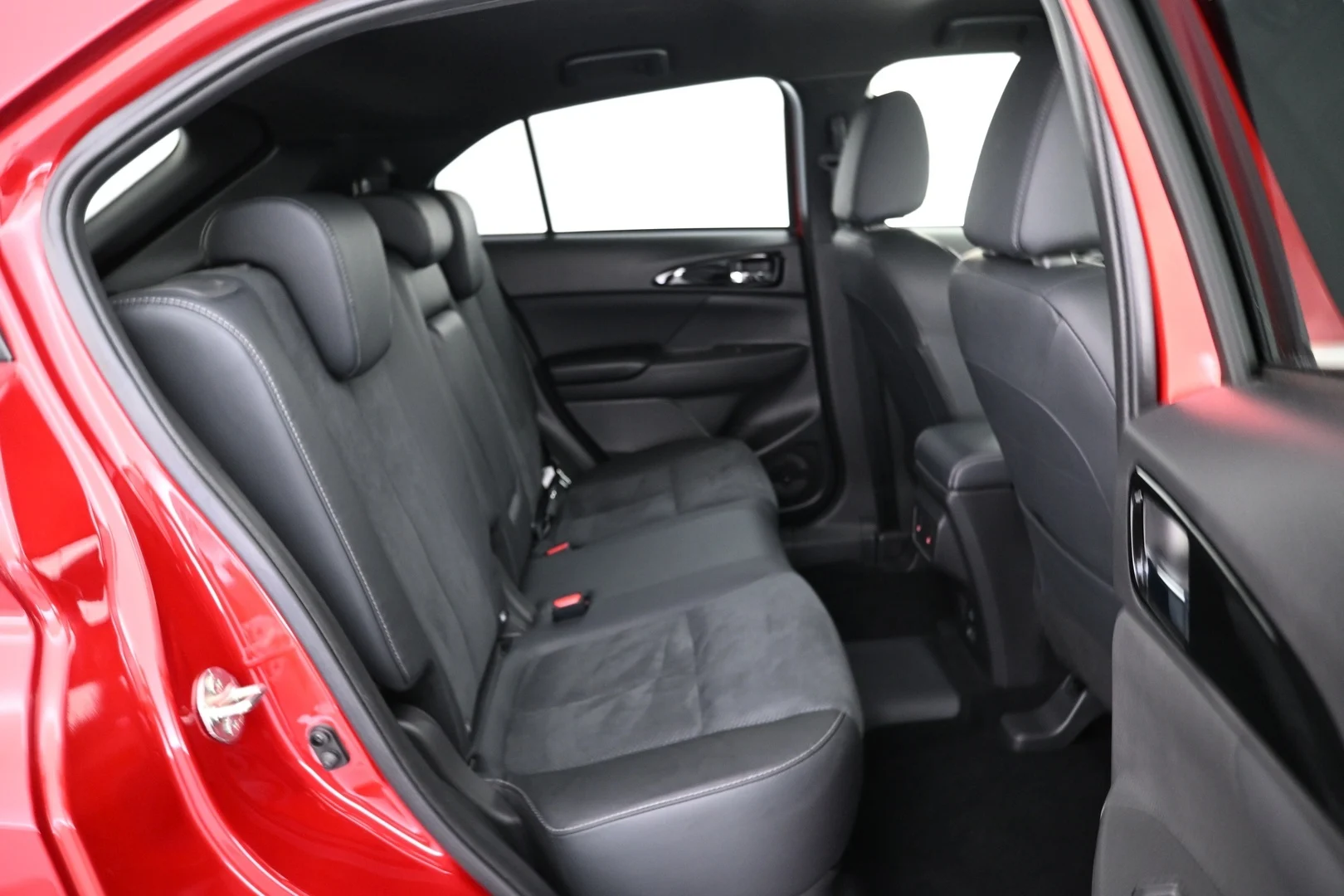 Car Image - 7eHaC2lr4dqRrwJN7qBz1H