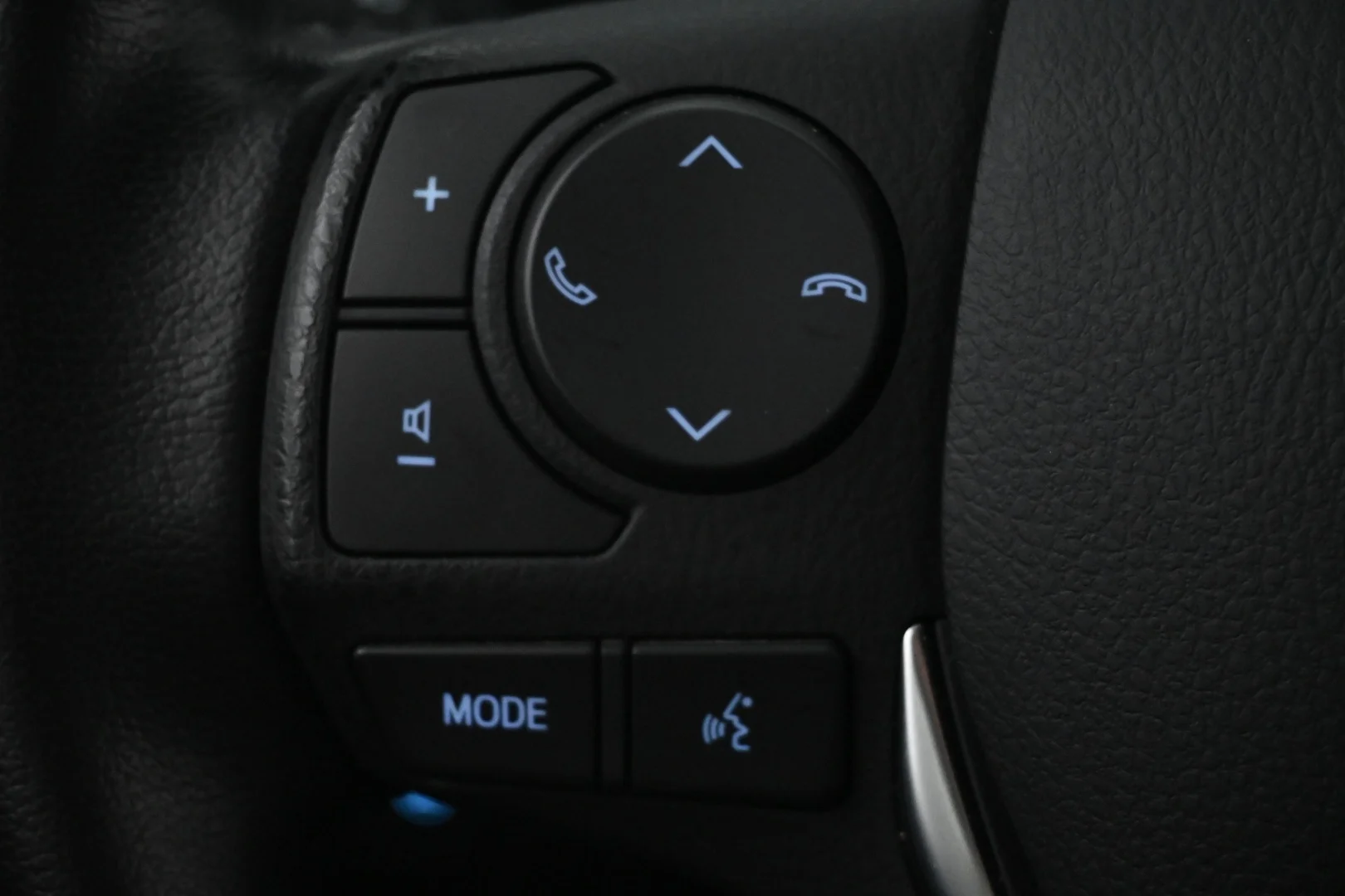 Car Image - 1pILO9s3HZHeh5y36mQdDI