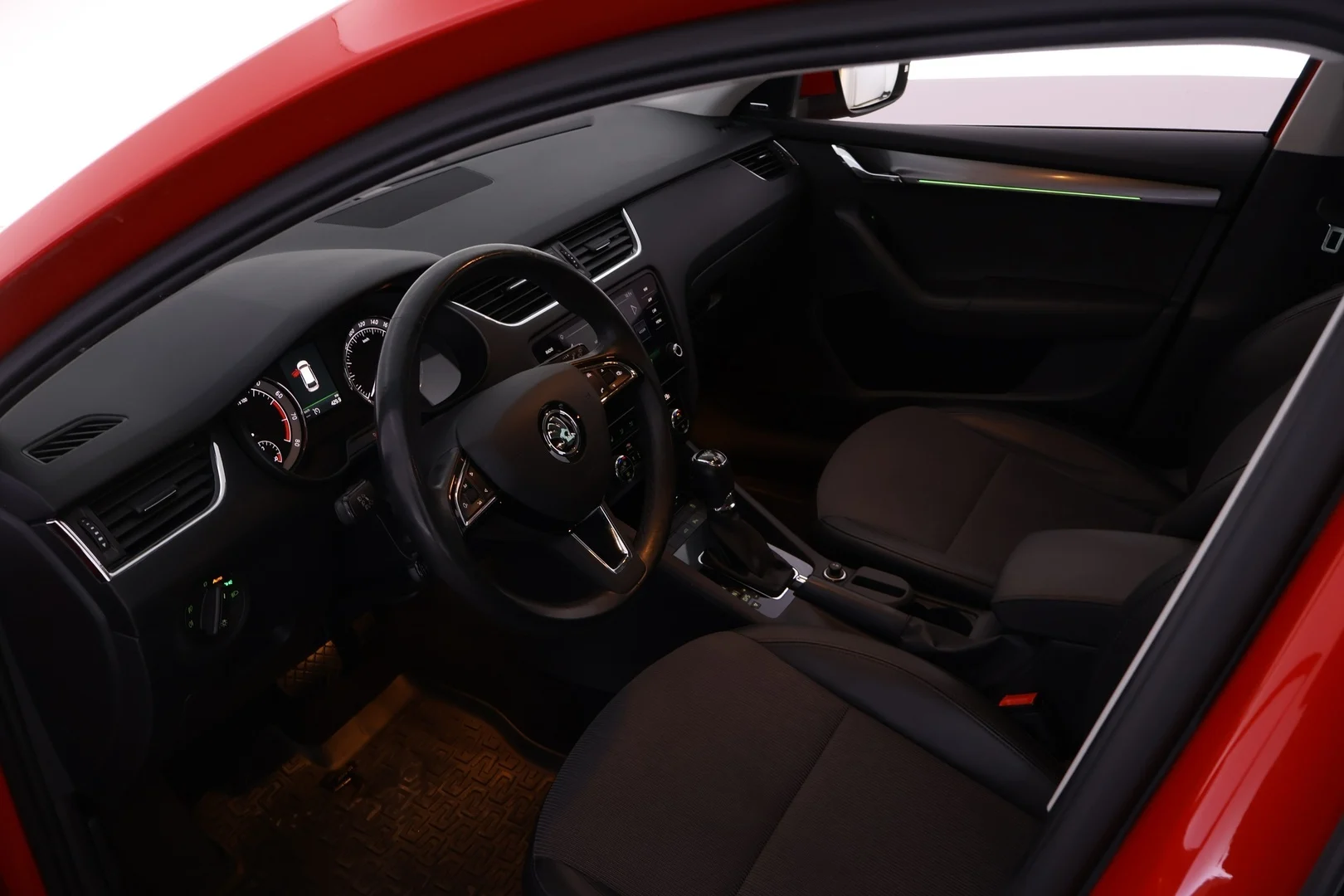 Car Image - 3tC5jKnGxh7WOO91jIADQv