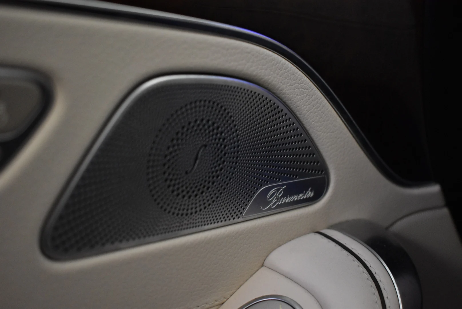 Car Image - 74tbtdTmXv75zwhlno32fJ