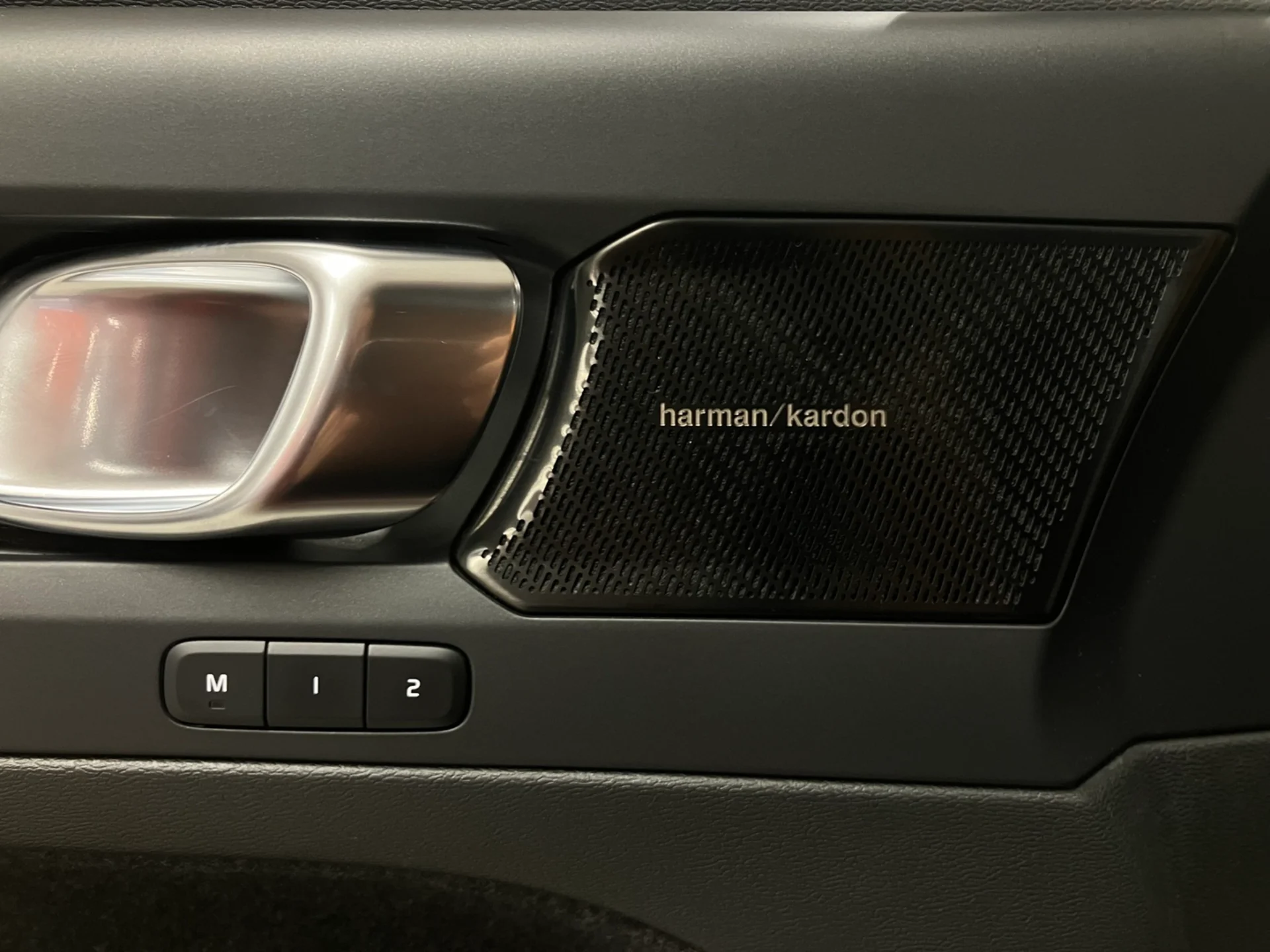 Car Image - 2z8Ugo6tijoz1cstWpCk7V