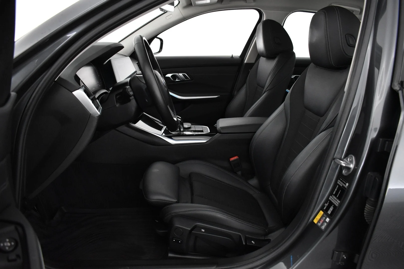 Car Image - 56ZGizKLMjT8kW42Zt5qYj