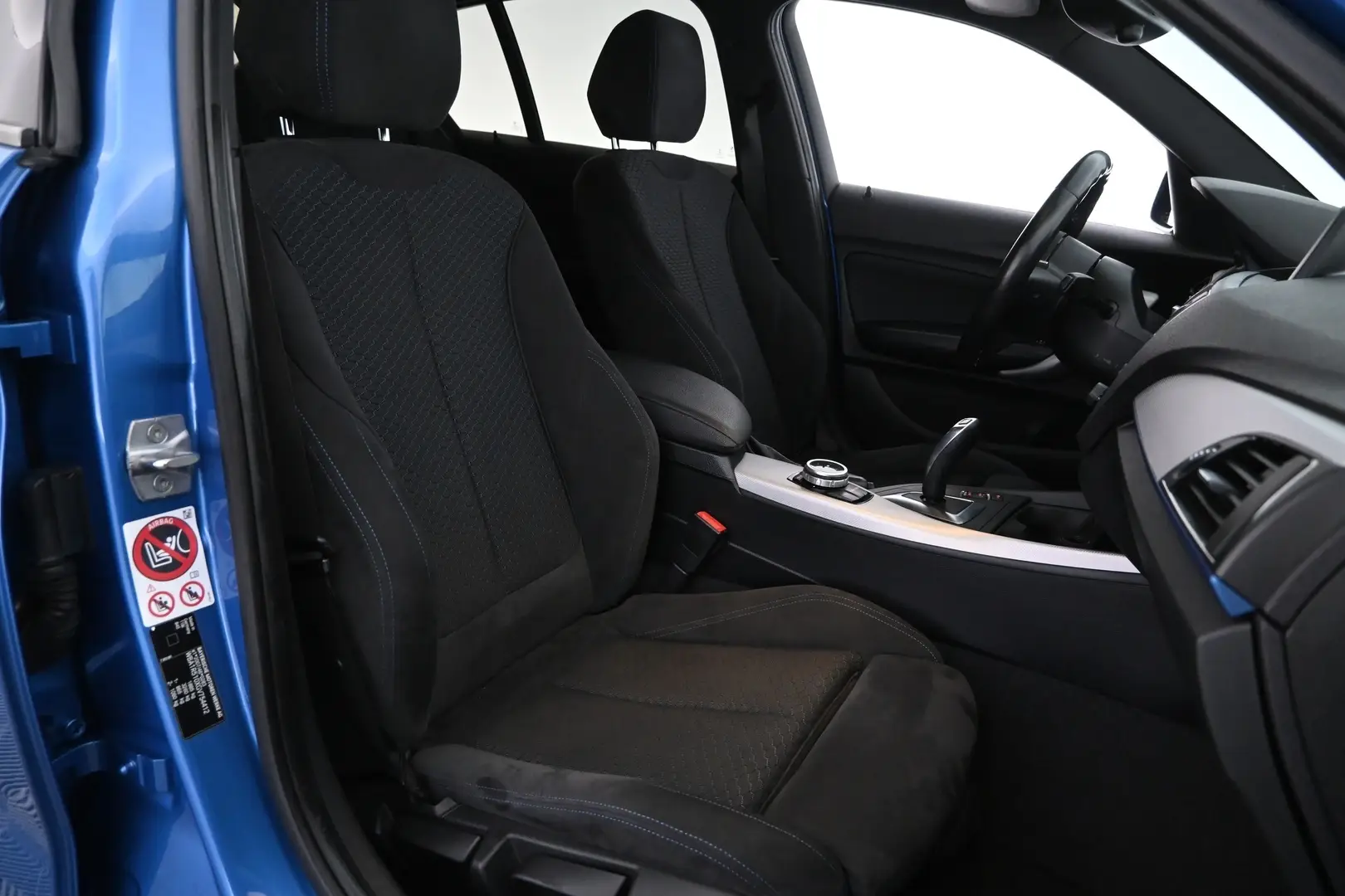 Car Image - 347nkZiS0XDBbC9dEZnVOP