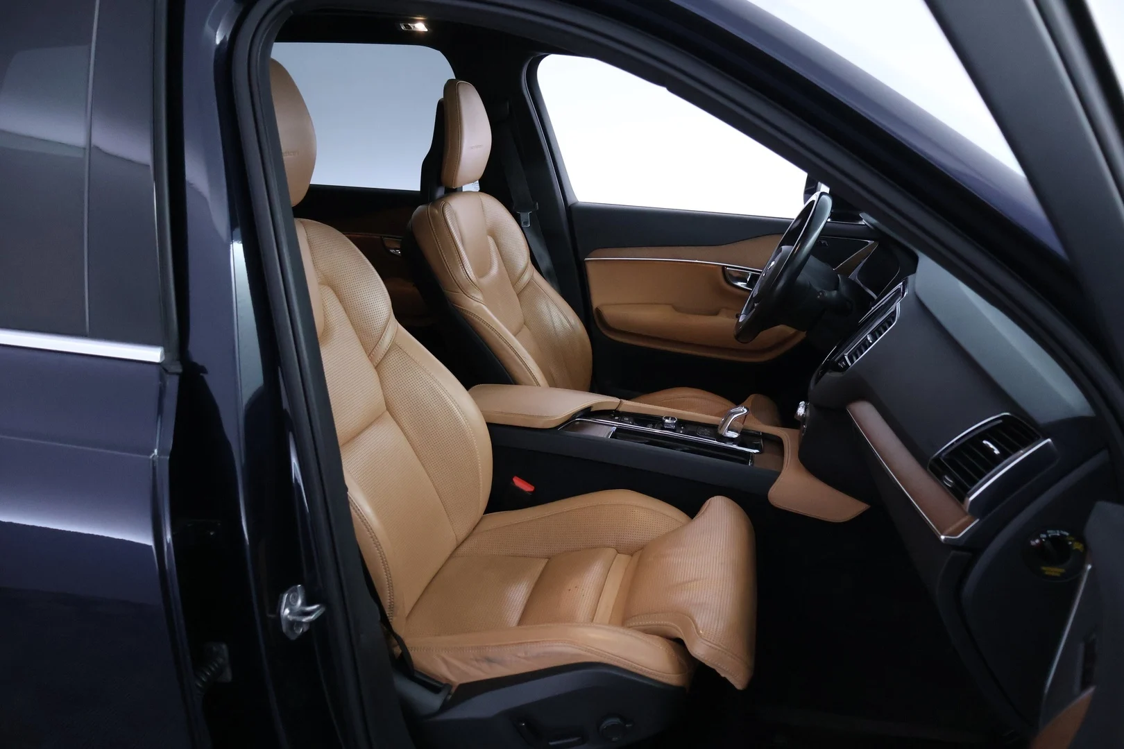 Car Image - 6rnaea8pPkfOxpszXGqtZ