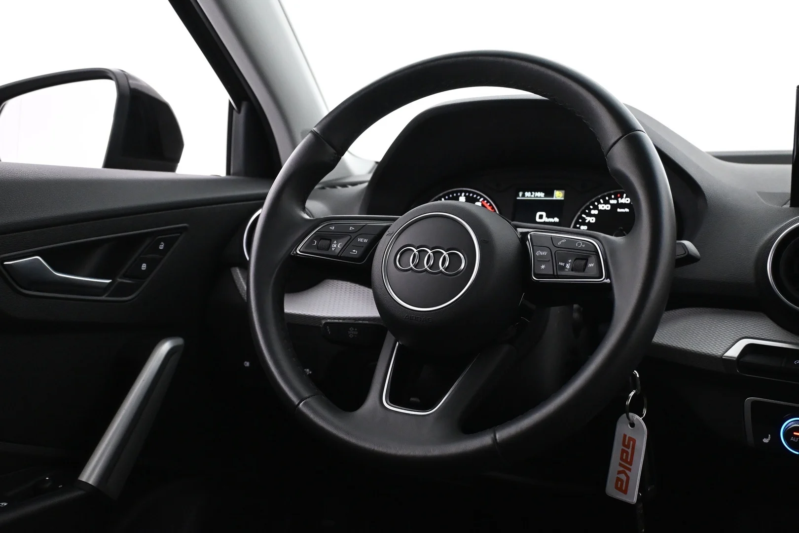 Car Image - 5eiHw89qvPjV2UumczQ2ye
