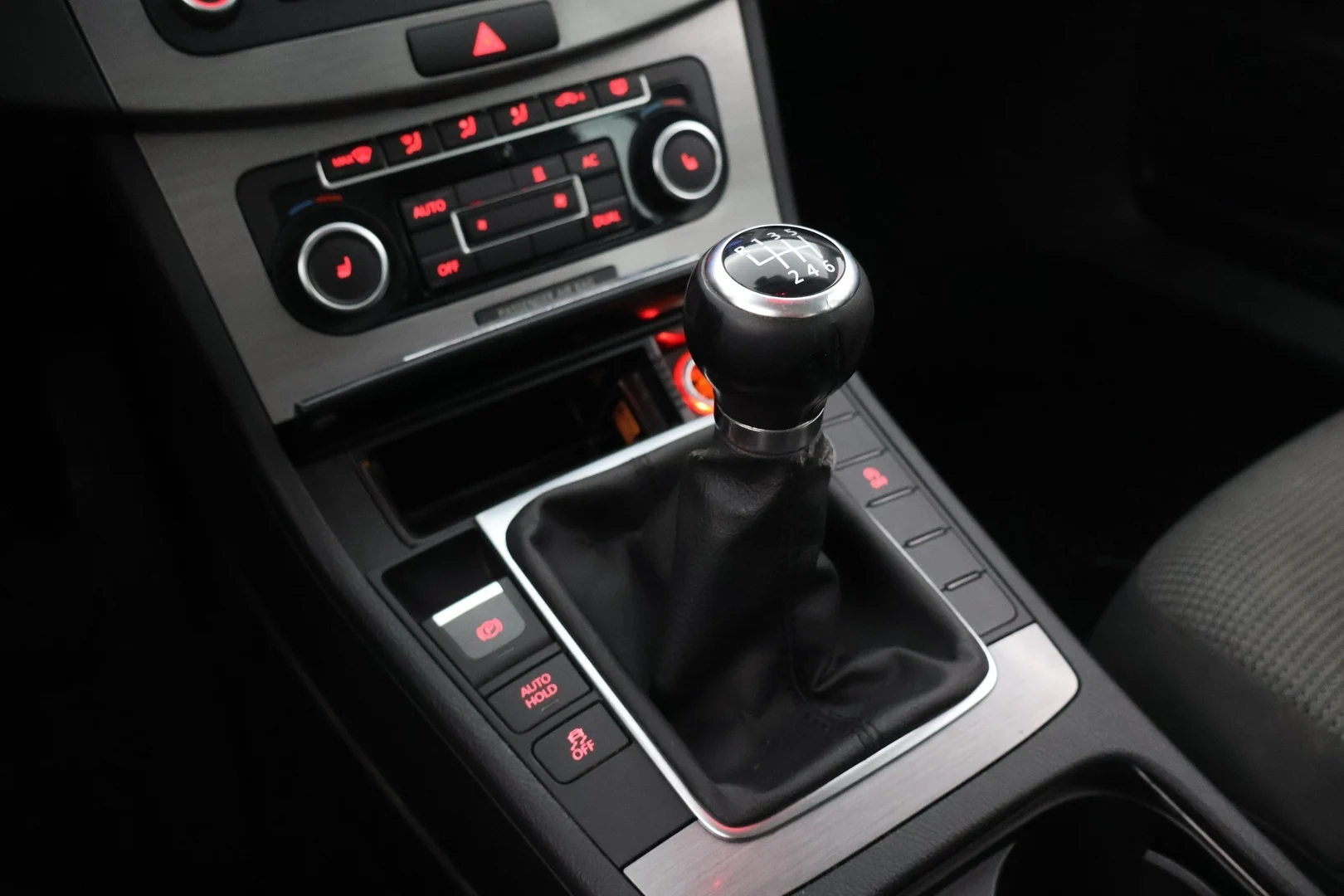 Car Image - 3KcYDumtuYvAYknBY01k0y