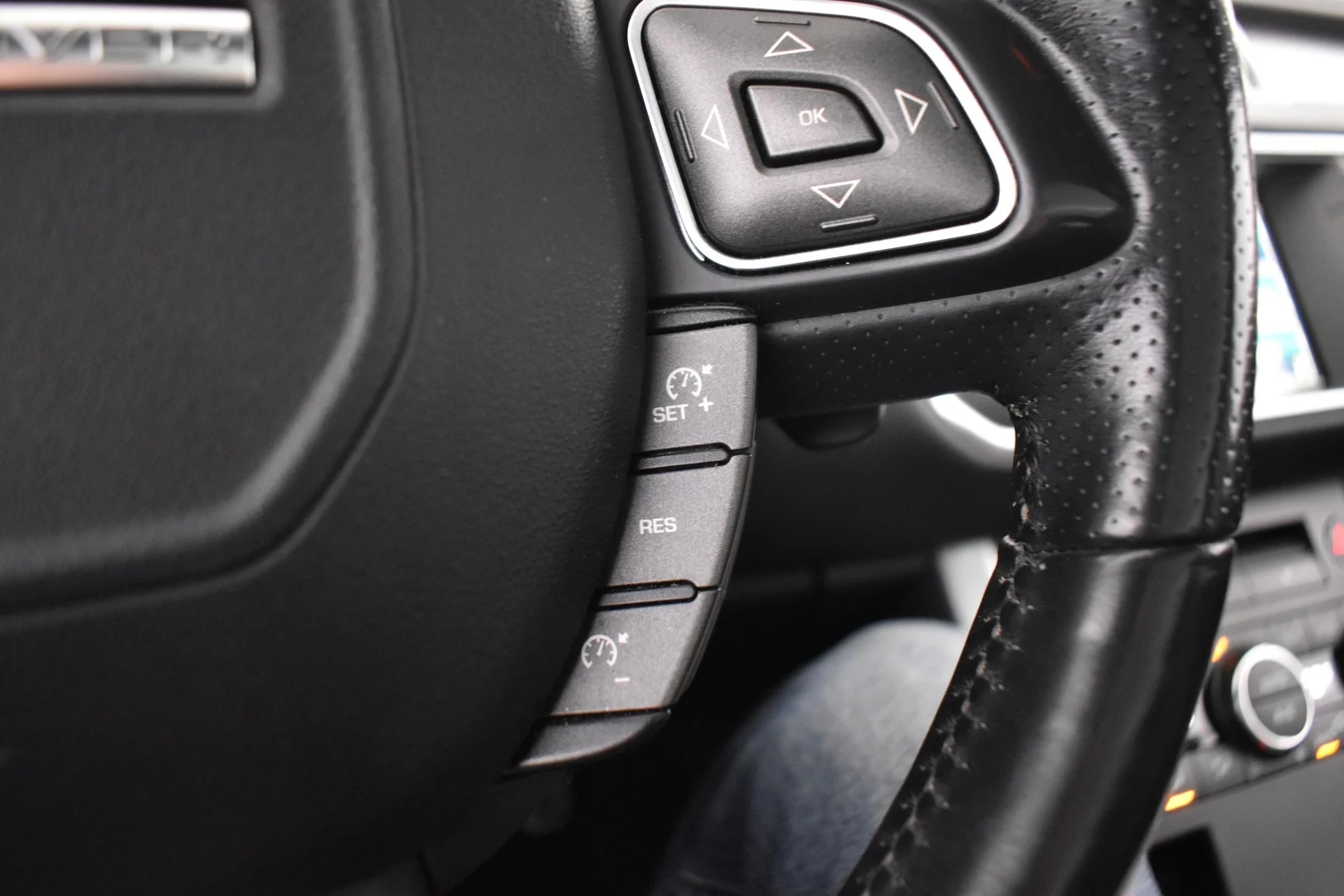 Car Image - 7BzNOxj4iDoCOnn36qCFZM