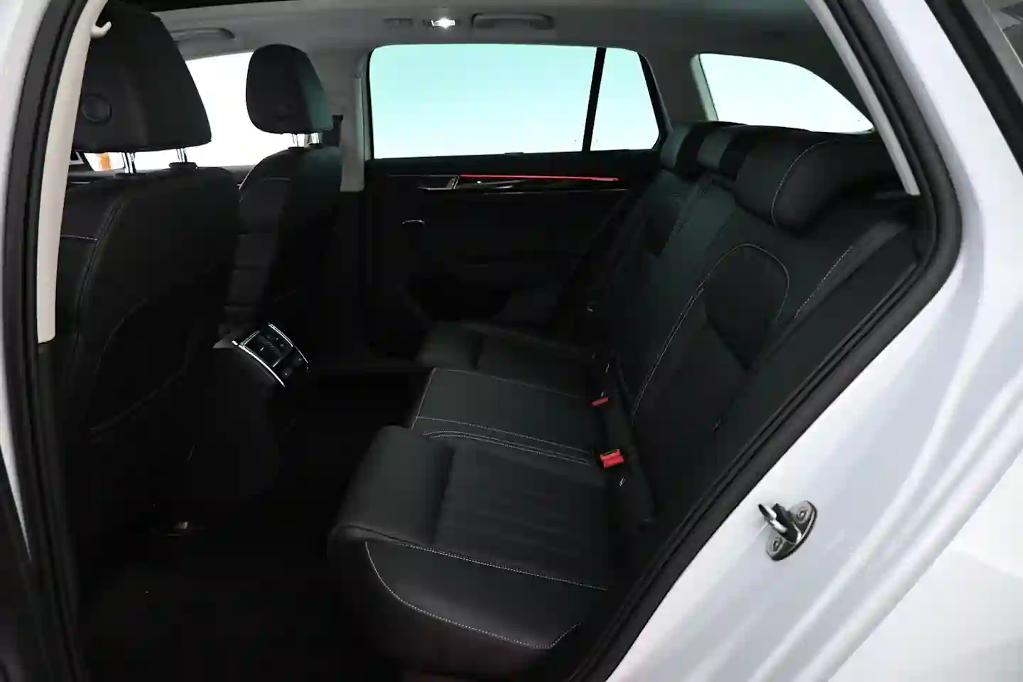 Car Image - 6526zPhxvwdL91ioJmGMSu