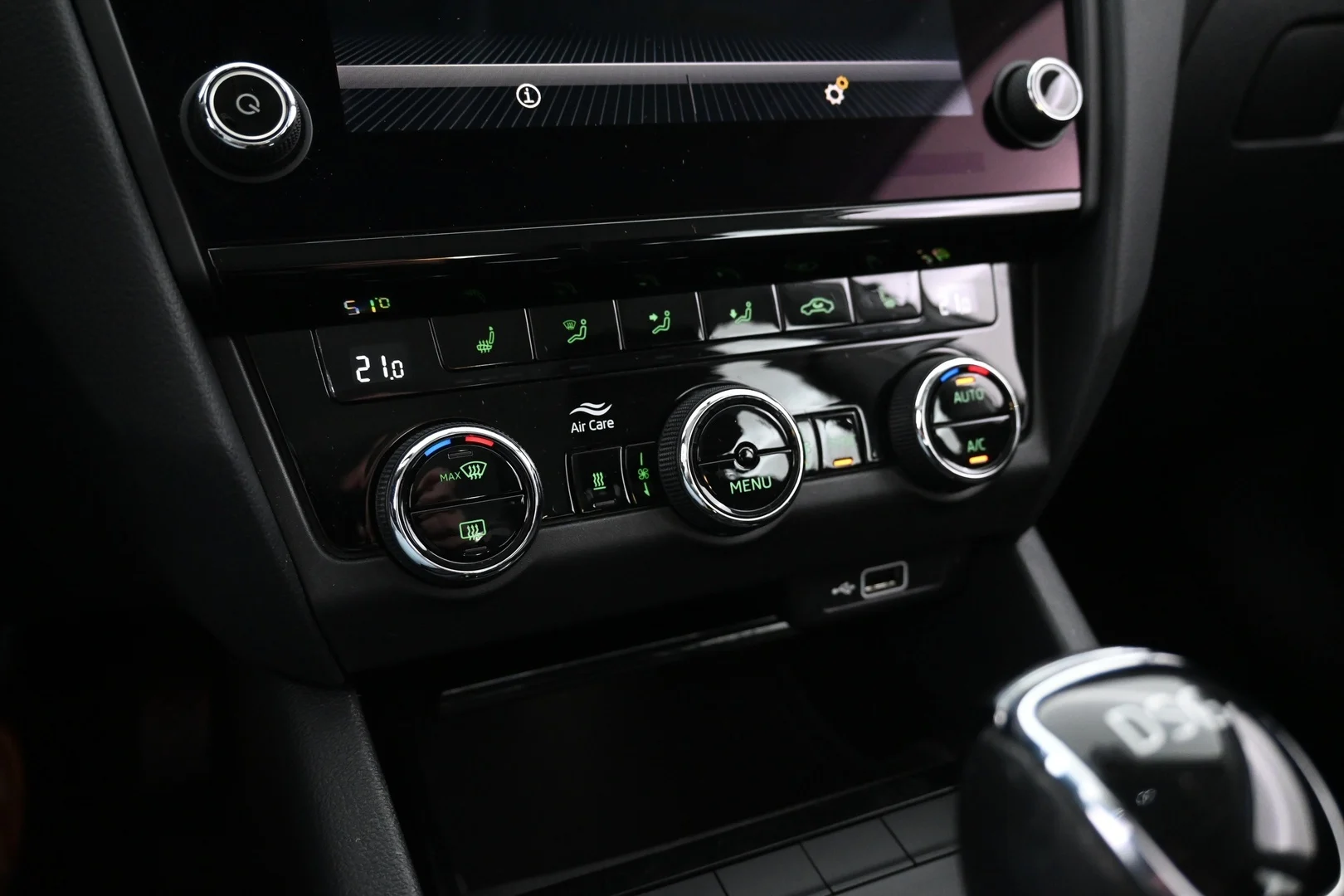 Car Image - hdZcBlGayNeHiyGI5kLbG