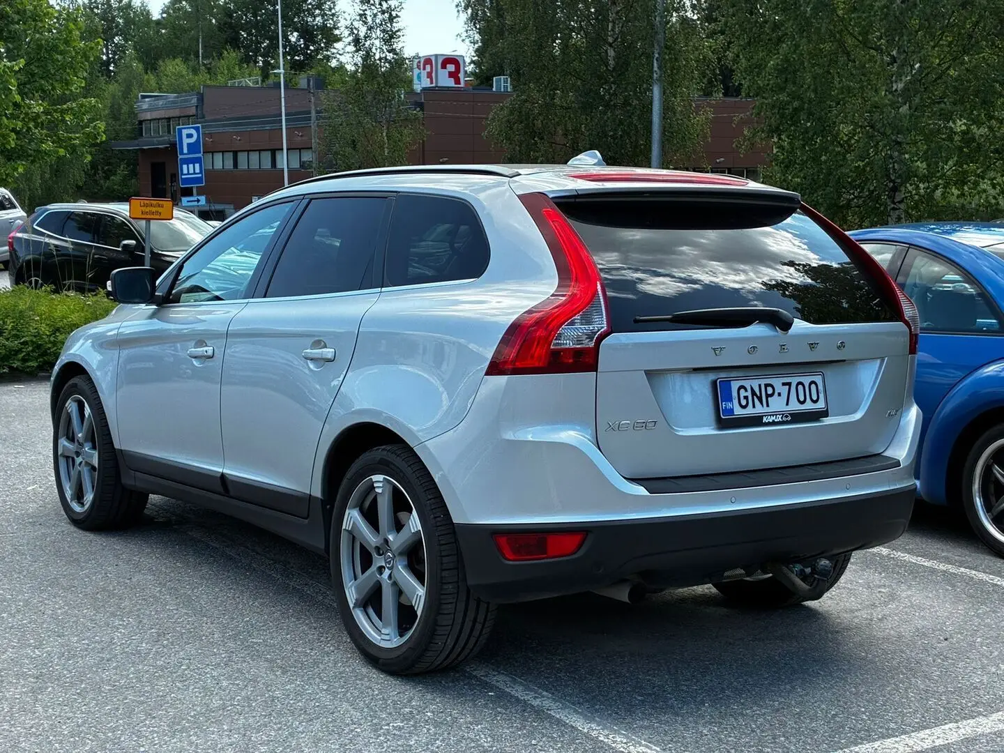 Car Image - 6IiTP3oskaw9trkB8PjqlG