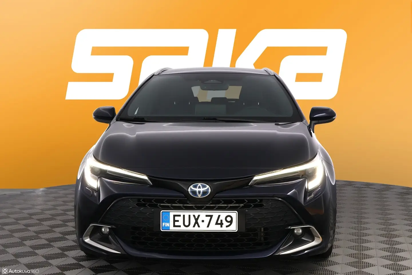 Car Image - 6lbD95LBQqbn6p4tJ4aR2x