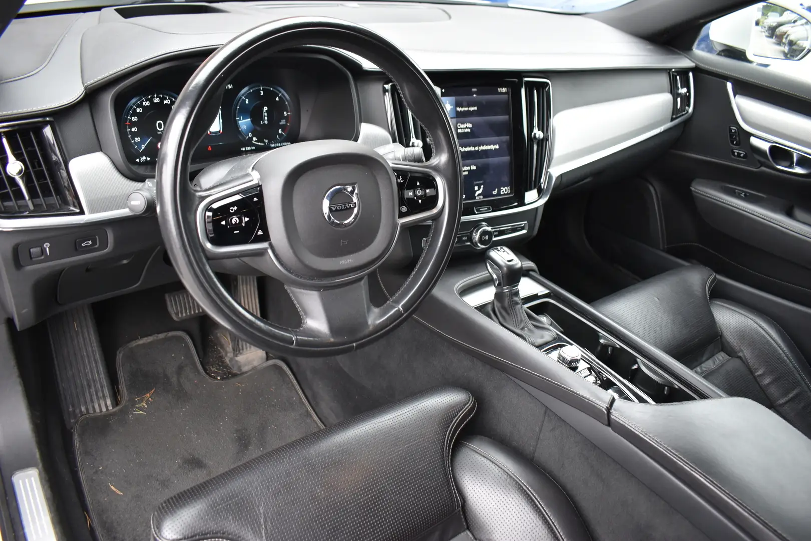 Car Image - 4W9GlQn7JX7ByNv3QEqw67