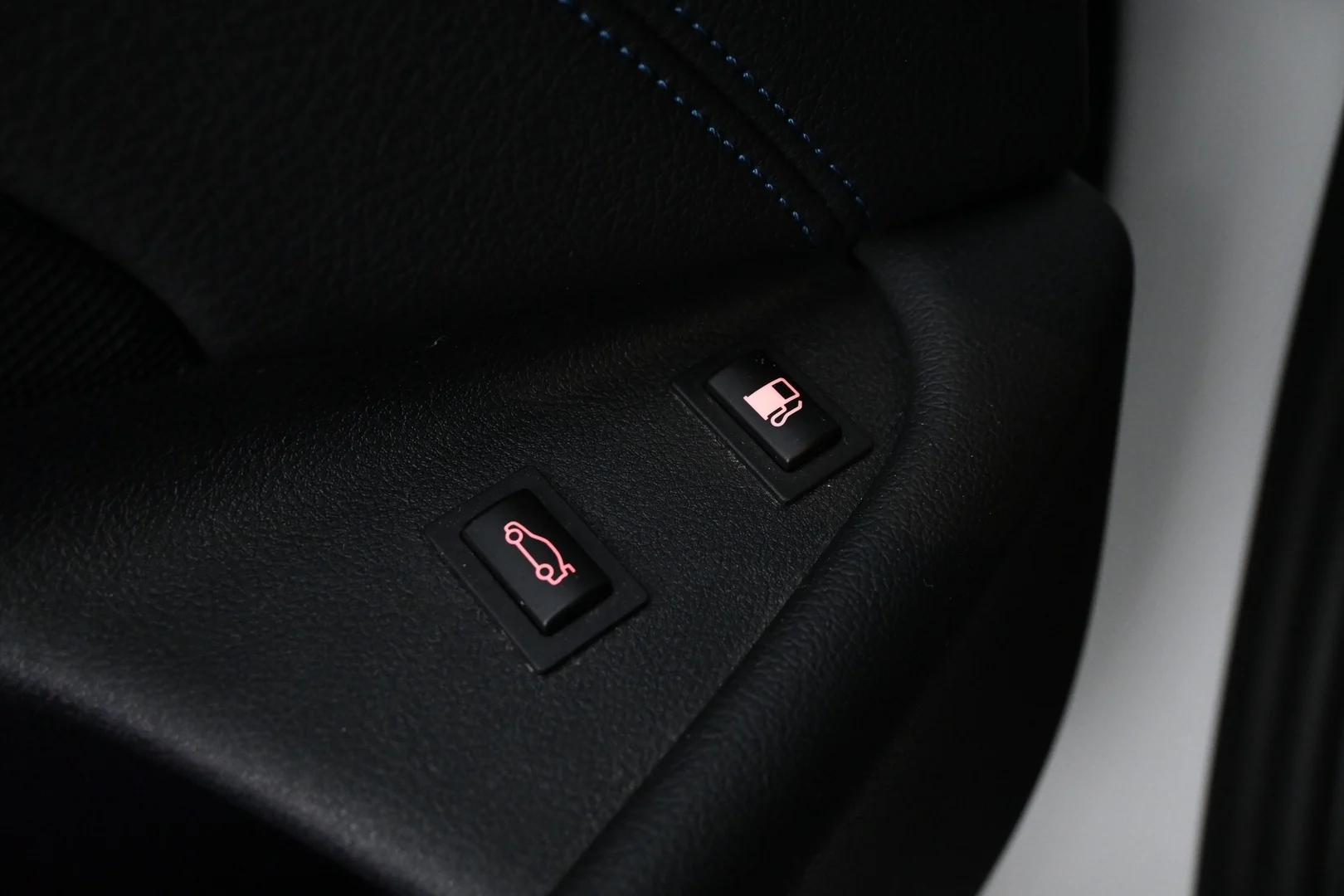Car Image - js6YDsdq9xXqYNQPh2nXL
