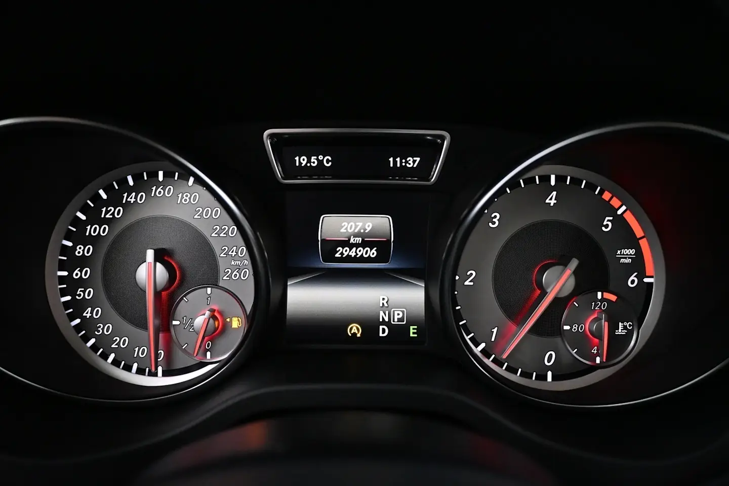 Car Image - 5w7lrbdgeCAUuwgsaEDotZ