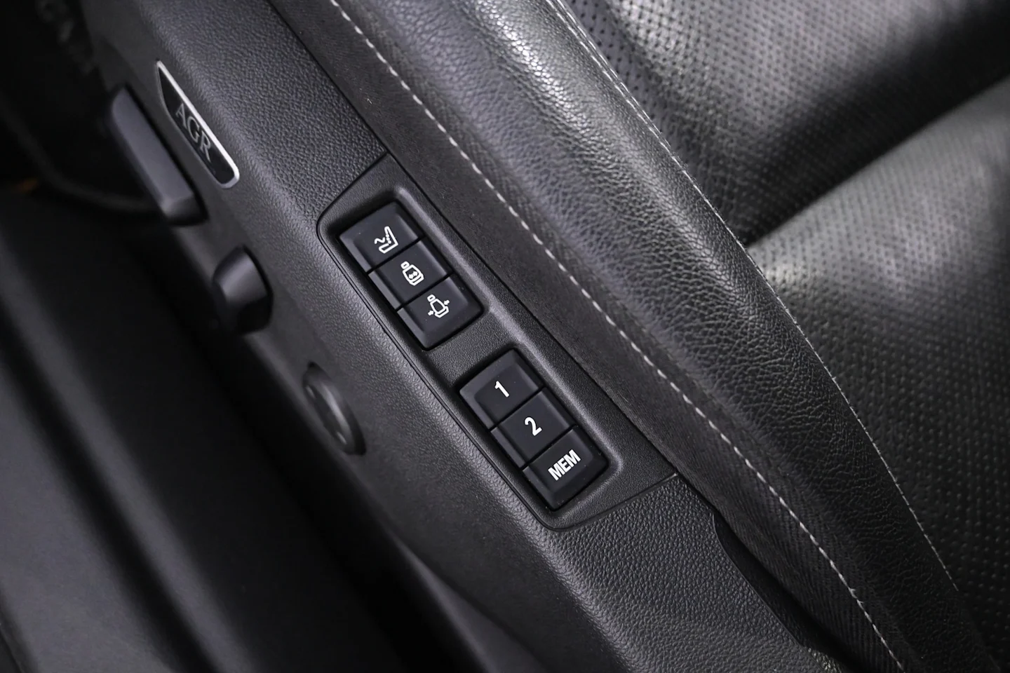 Car Image - 3BFjCAfSifvc17h0rqERSi