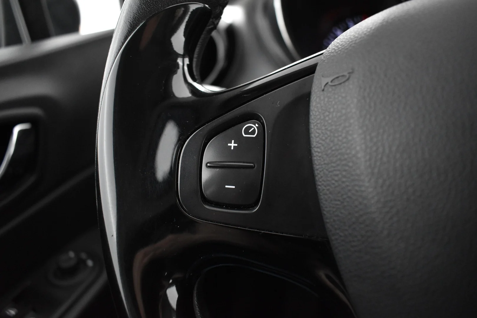 Car Image - 73Y7ifhH2ejDan2D6PGiZD