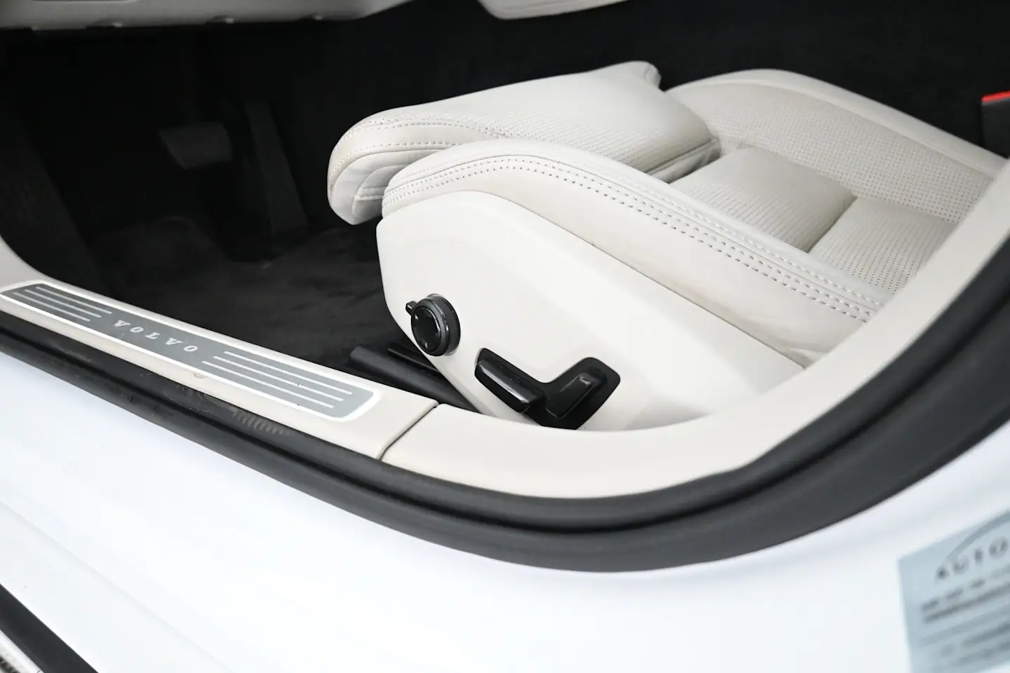 Car Image - 7q259ihz14H1UPdQYlR67M