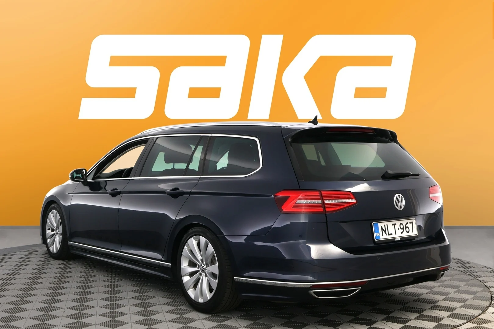 Car Image - 5wxplT5sKTbbz5Ekp2Jpn9