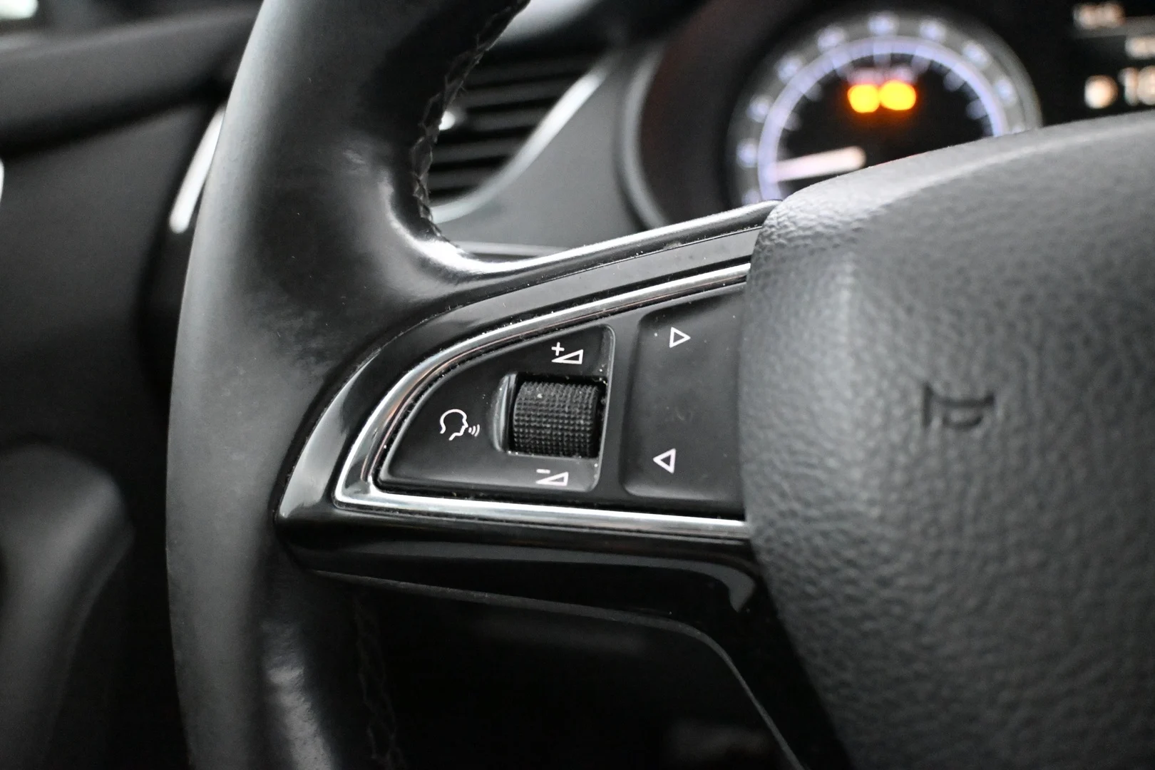 Car Image - 50EQEDXFcQ3FO7Pyec16pv