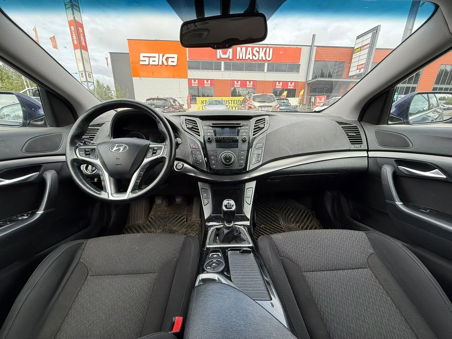 Car Image - 3YkIHlTacg7C36TQV4vuxd