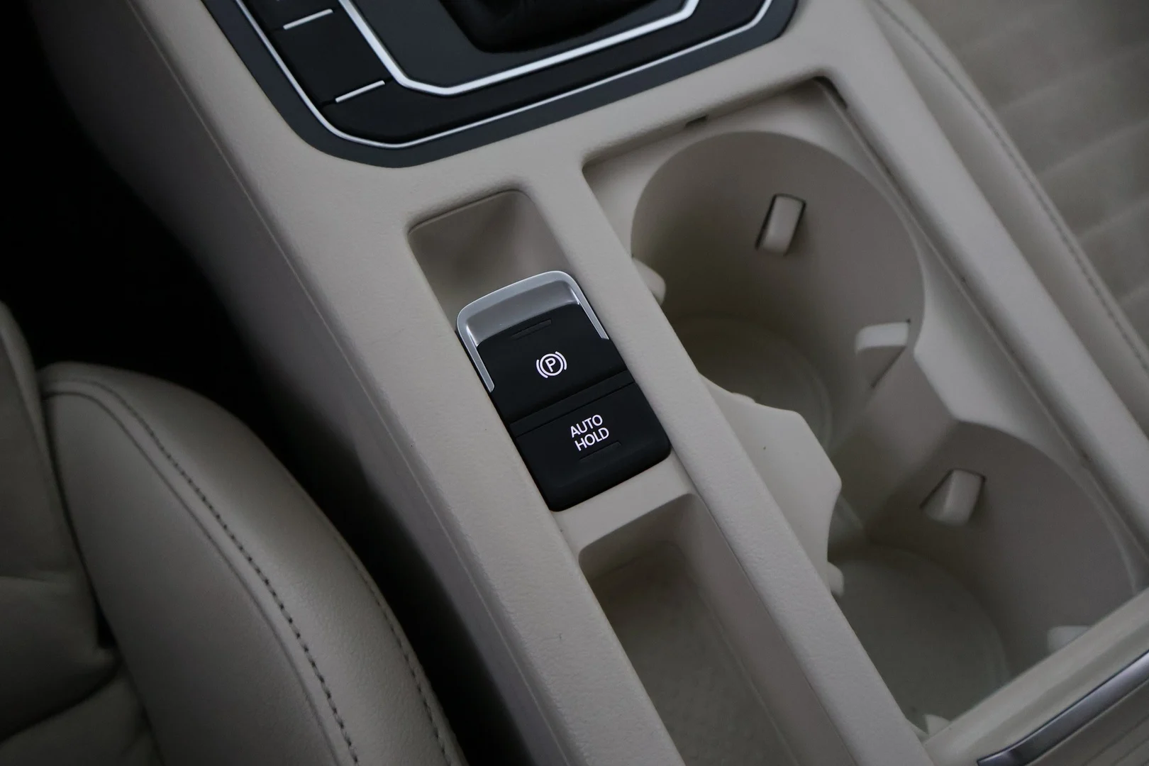 Car Image - 4In1WEAXFYpkenNGA7GCL5