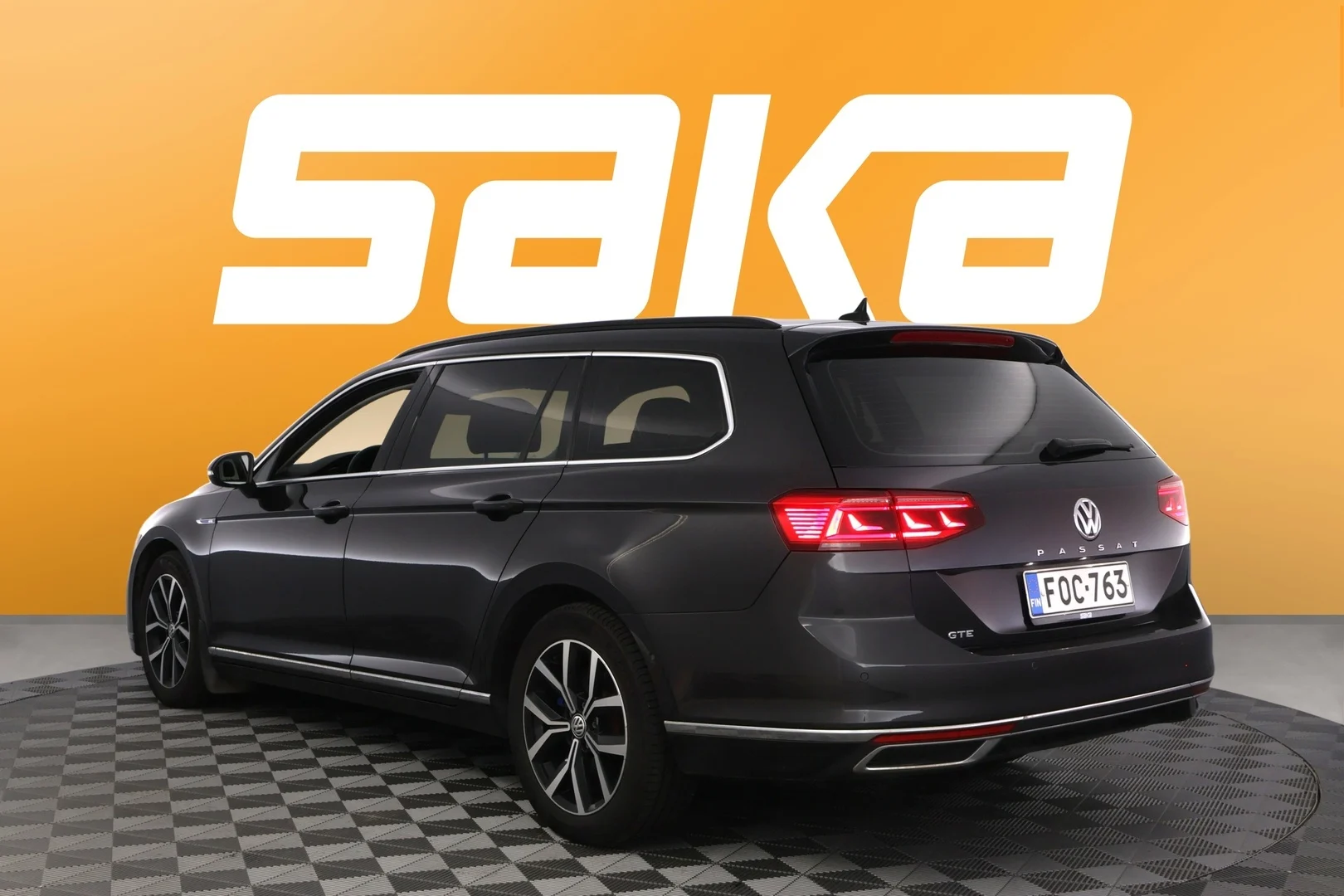 Car Image - 49kKCD4I7YkxnWQNdPSE1w