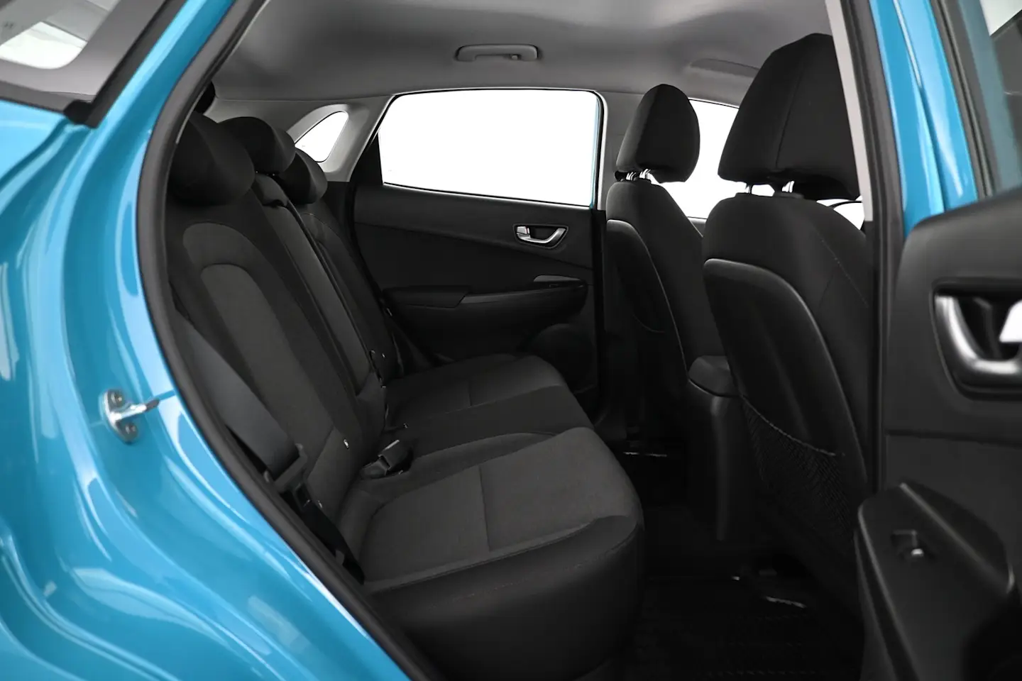 Car Image - 2pjATAr0LYPd7MzF66MD0u