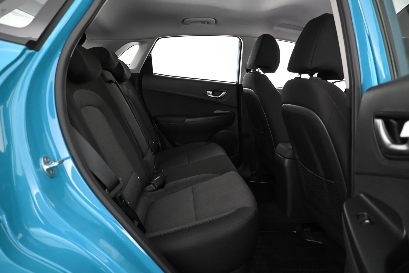 Car Image - 2pjATAr0LYPd7MzF66MD0u