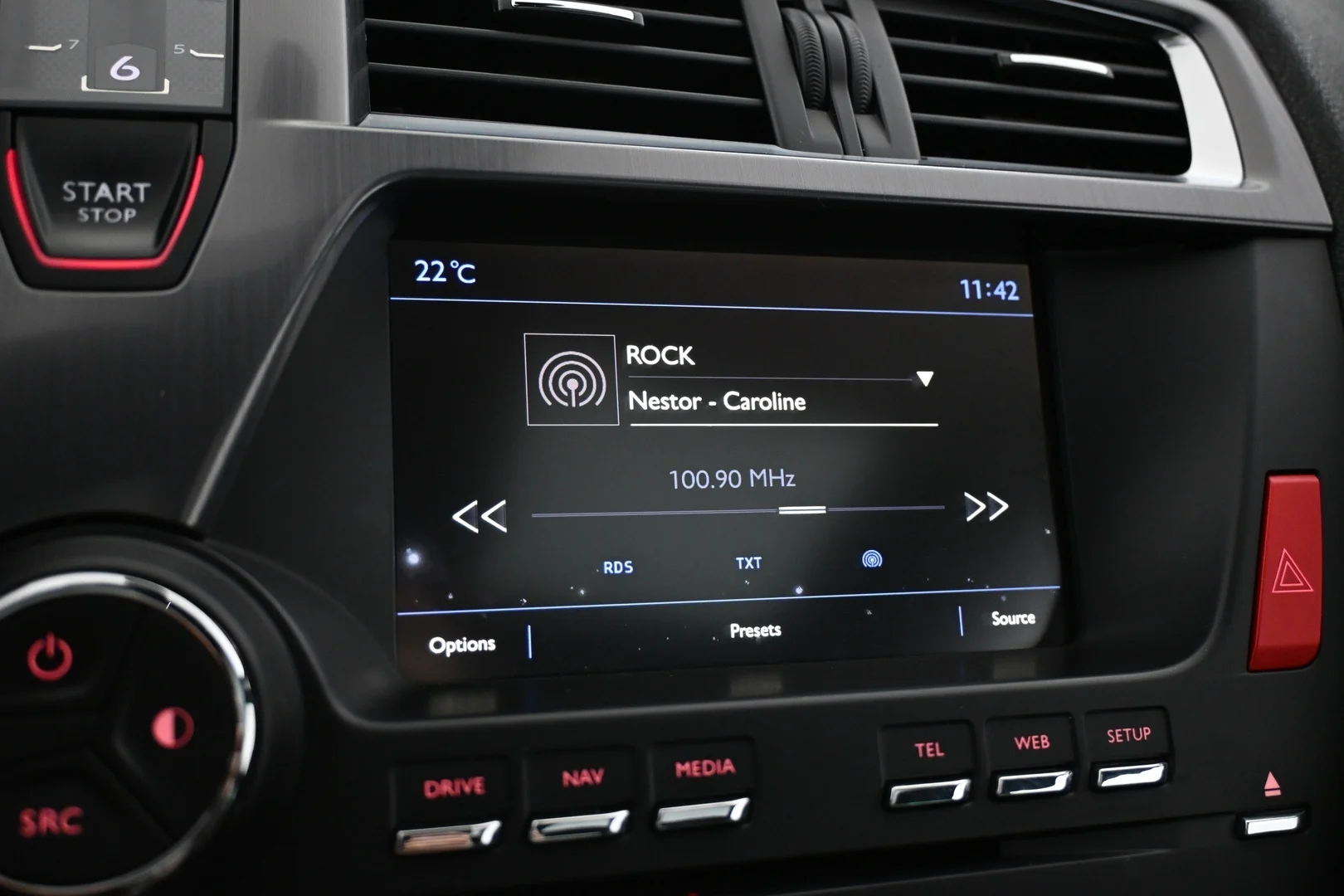 Car Image - 2kcQbAIrMaL84d1YrGCOzZ