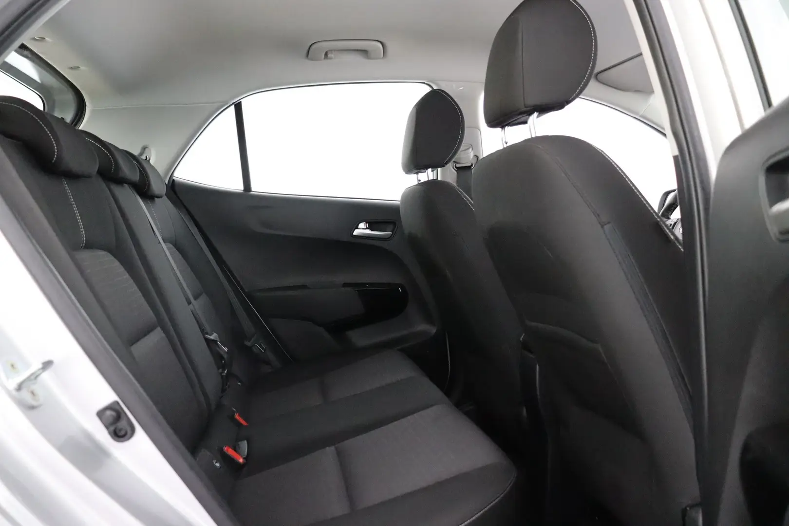 Car Image - 3ABioBMYuq5UWEmL5nftcY