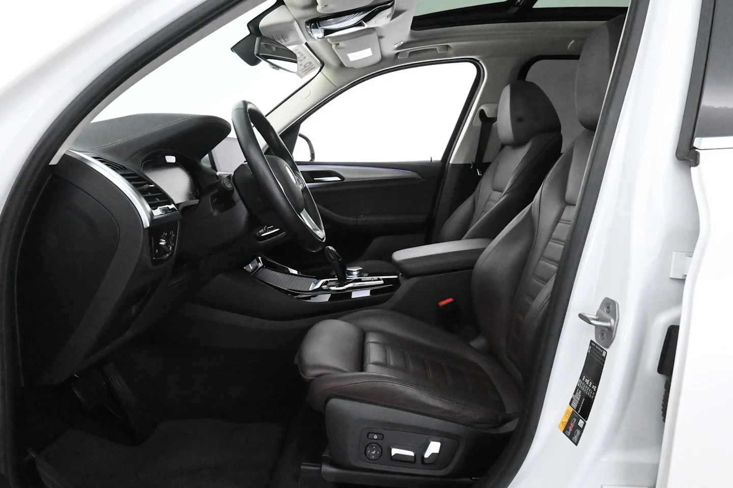 Car Image - 2U58Eq5TmnlAiijkTQeAl0