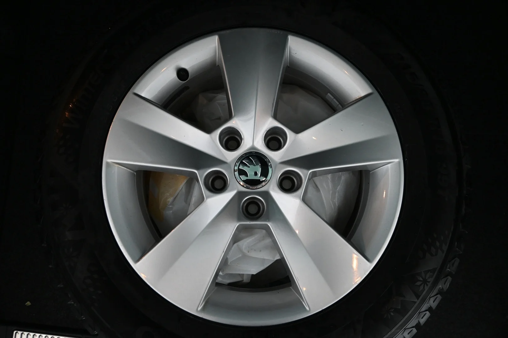Car Image - 4DorlQxI2cwCwQVoO3kkqx