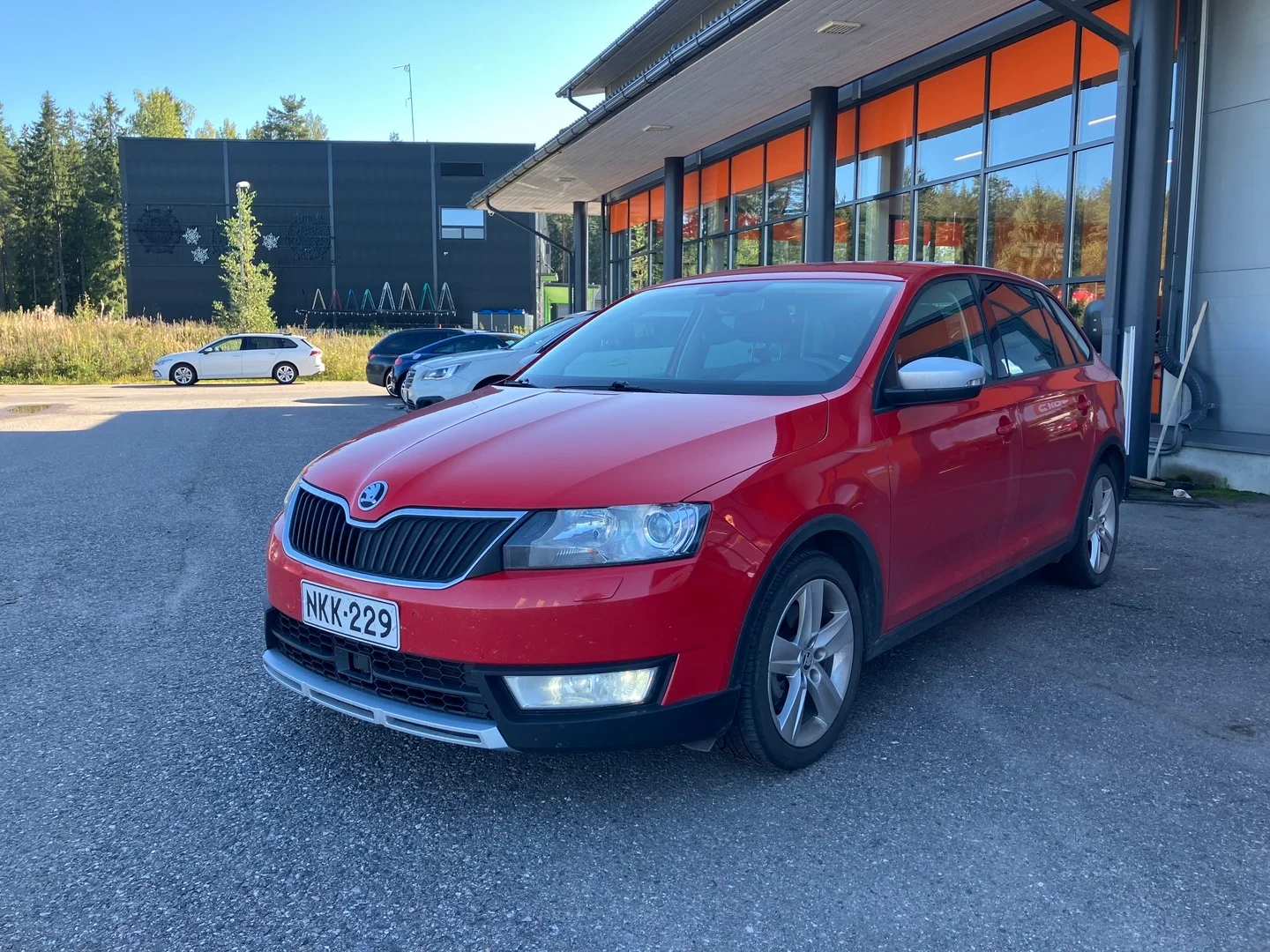 Car Image - 7lvpEhvaT0gDqBF5JZuhWr