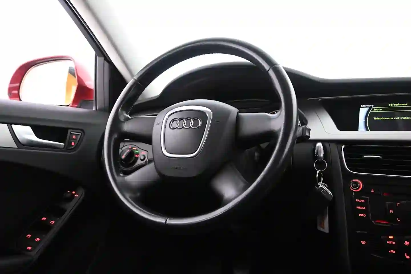 Car Image - 7ATfijNbJRFlU8J0Os5QL8