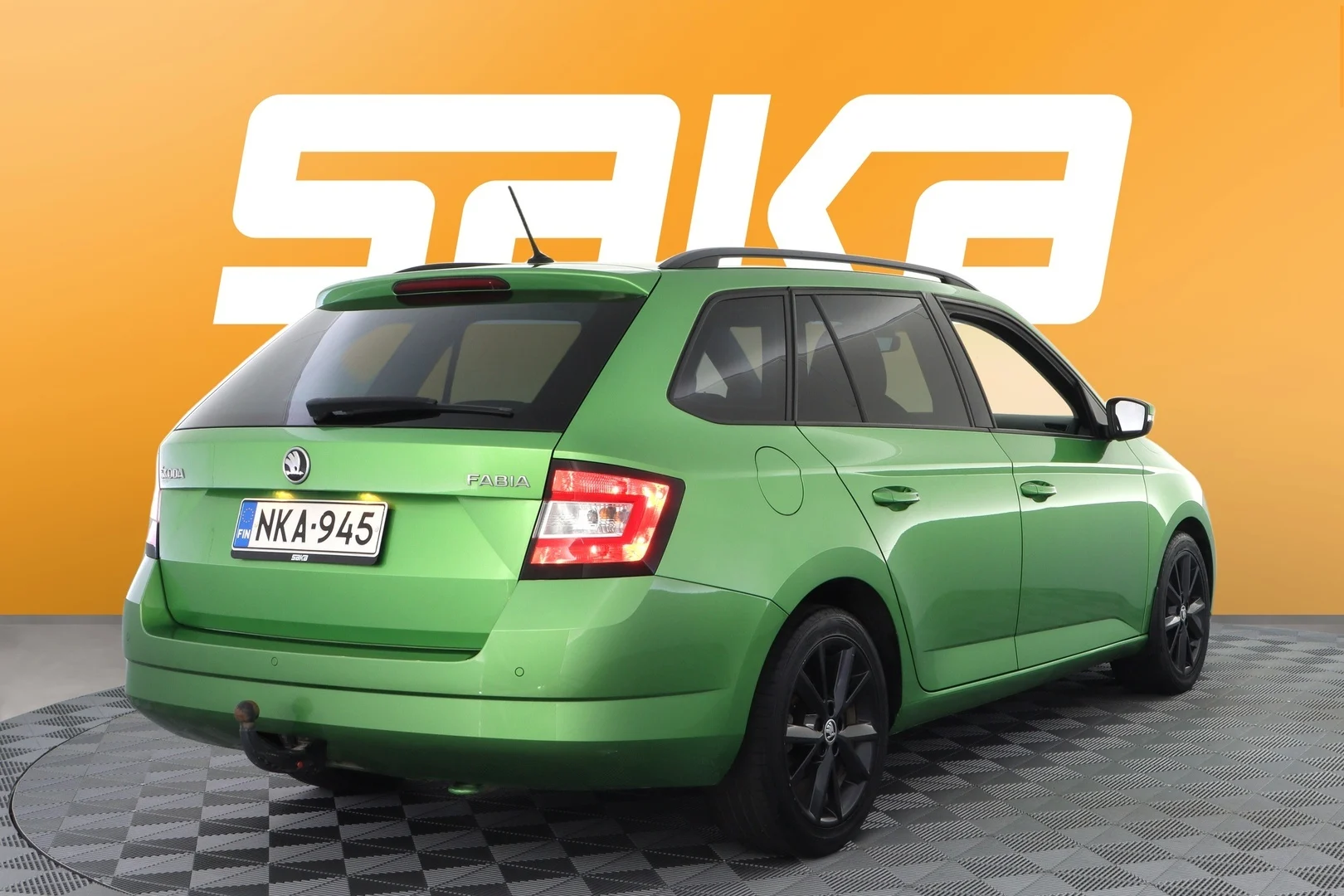 Car Image - 6lhMznVs6TXX85L2XpKu4Q