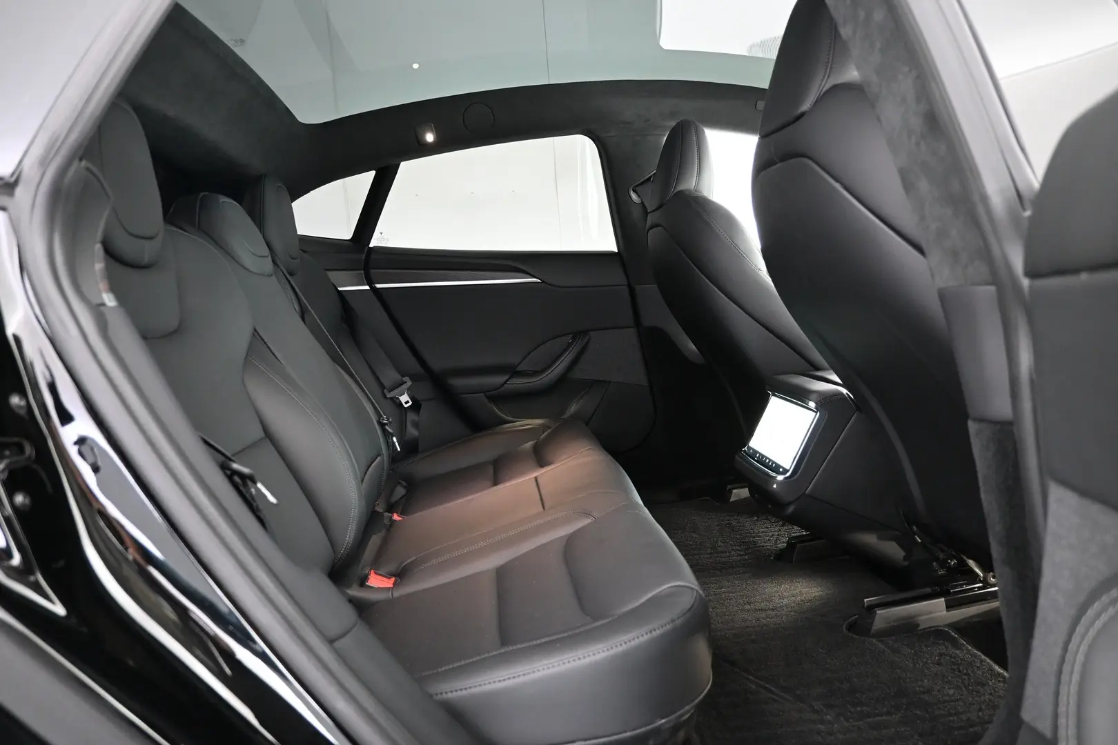 Car Image - 5pfzUbIq4C7eWUCNhNibw8