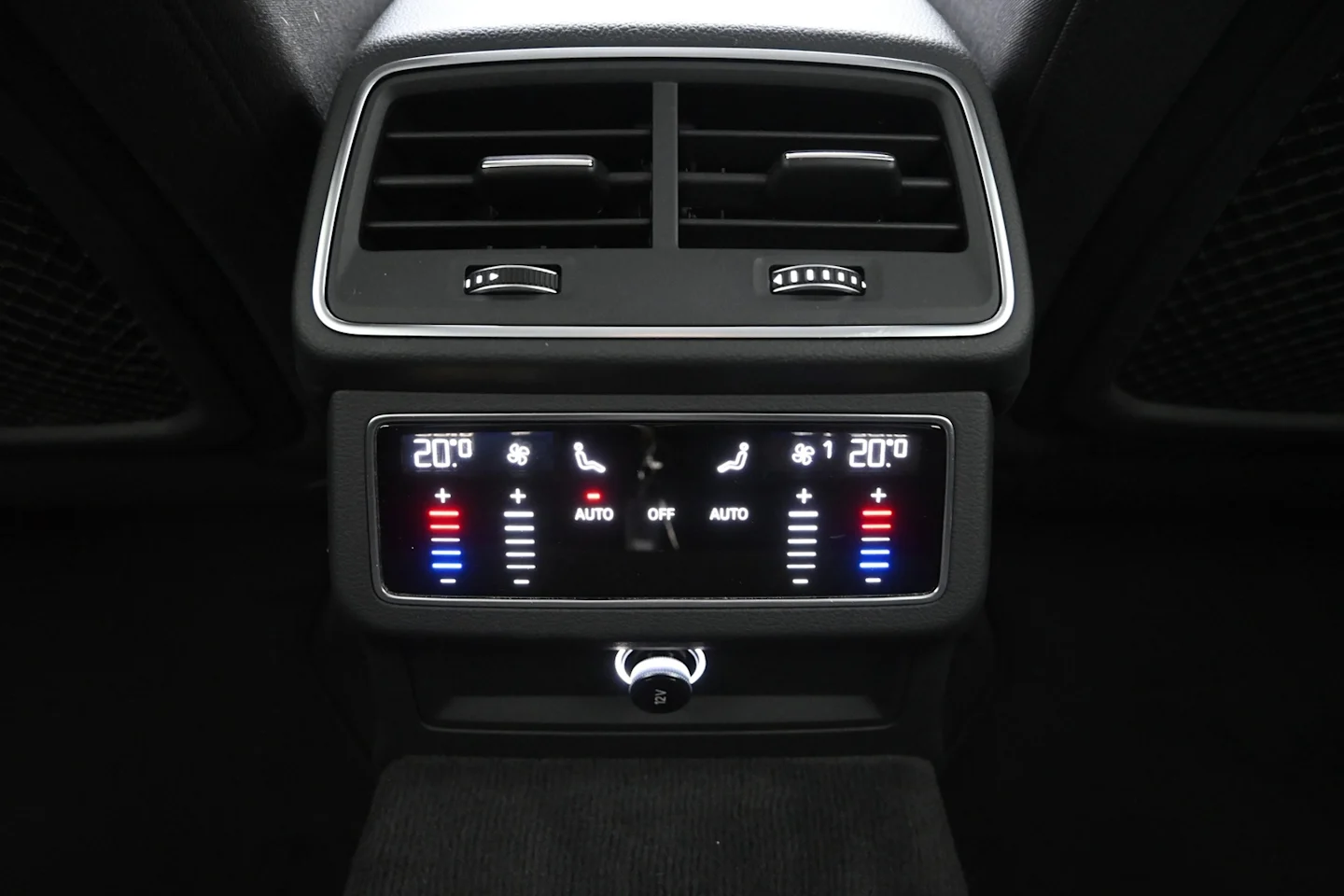 Car Image - 5dnJBPd3tD1xa3XuLfCe4i