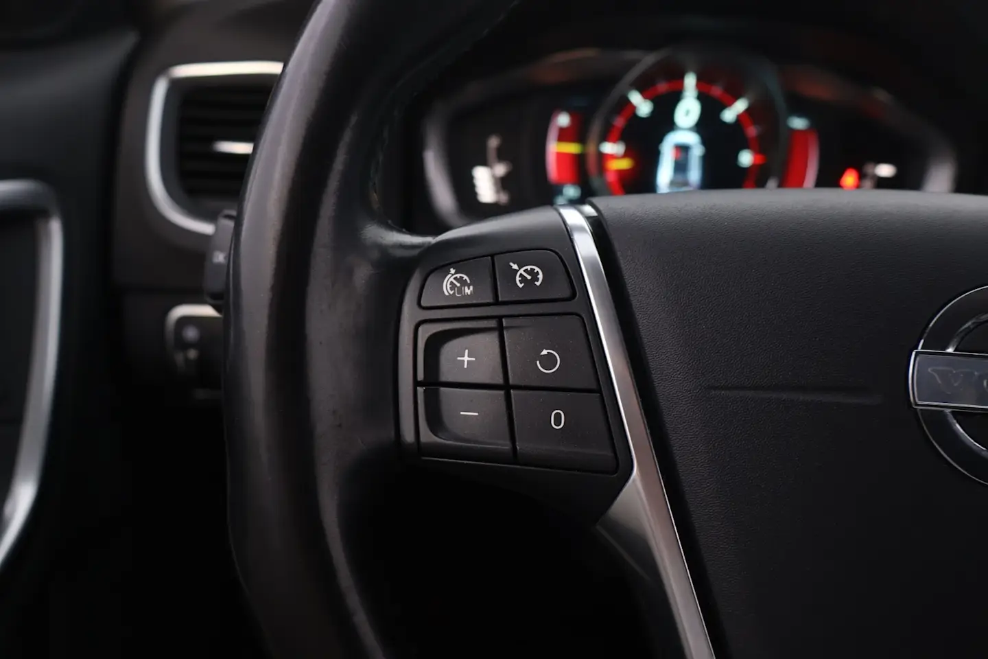 Car Image - 7G6rMI385Ab0PzFtlDr02B