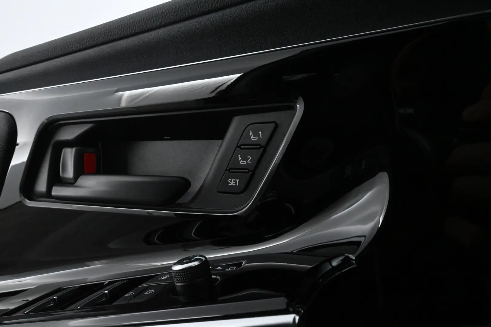 Car Image - 5unca7tdhhW3gpyCOhJumY