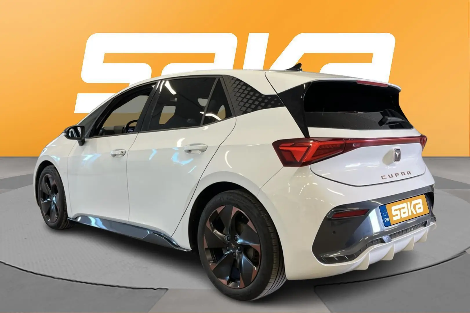 Car Image - aehOSH3ITWexAVqGsDoVA