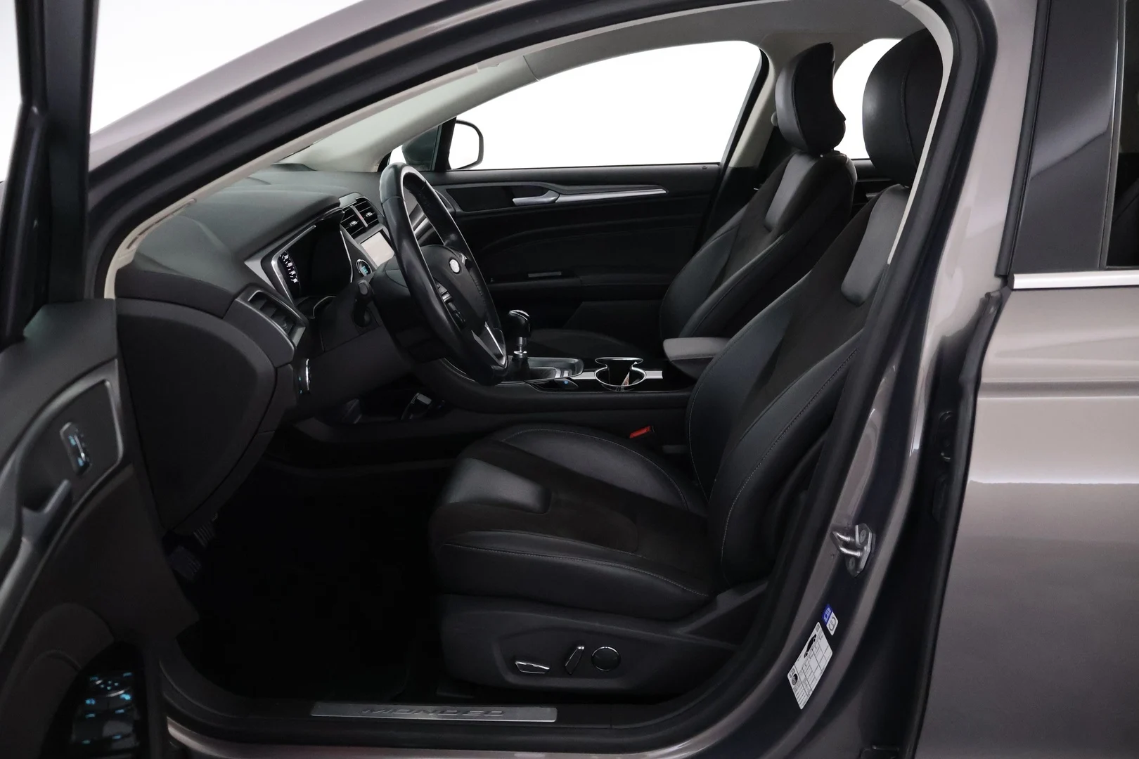 Car Image - 5AmwRkWppMe9AYsCX1lw35