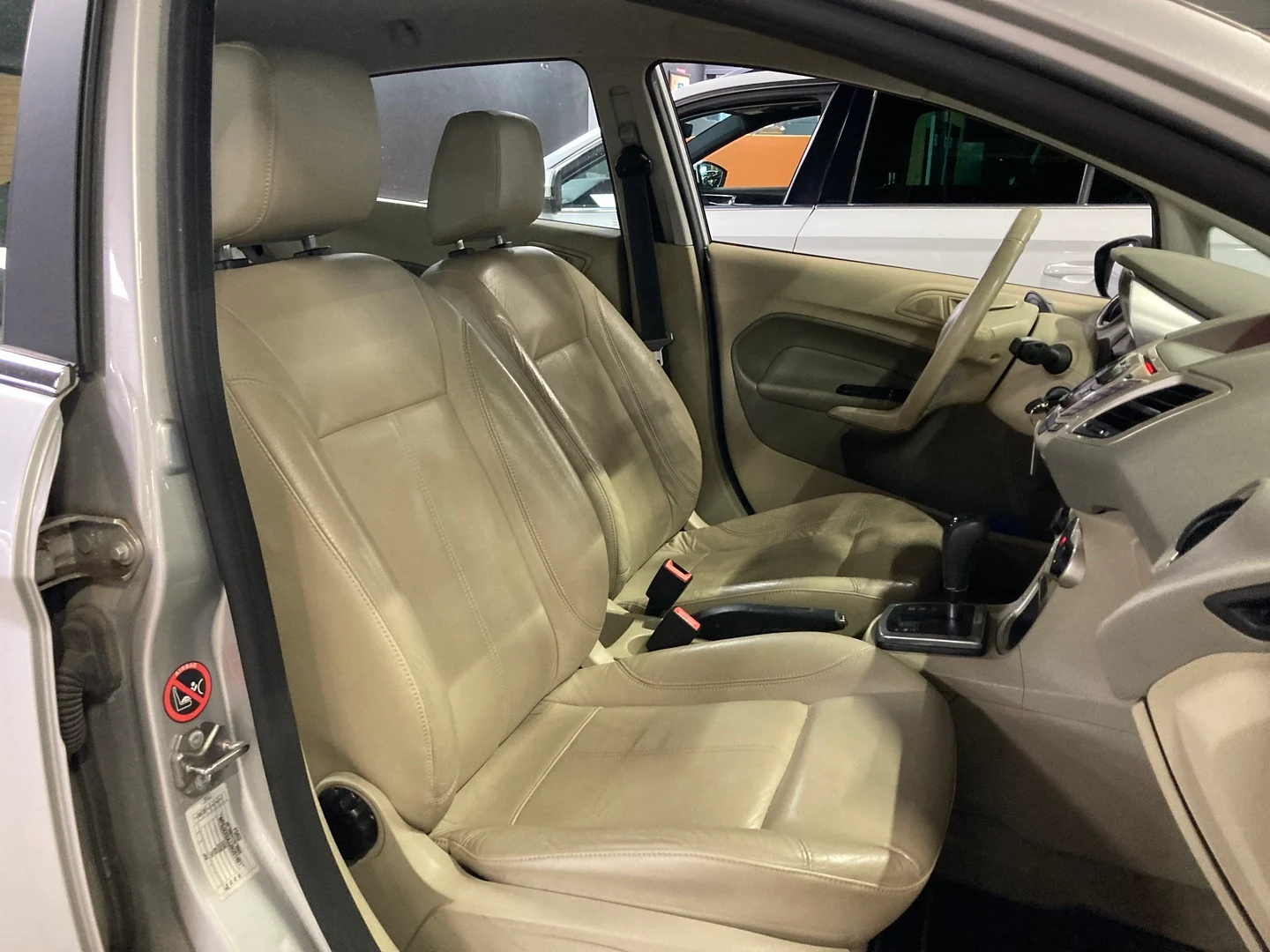 Car Image - 0PDiZMRcl1tea125YSymh
