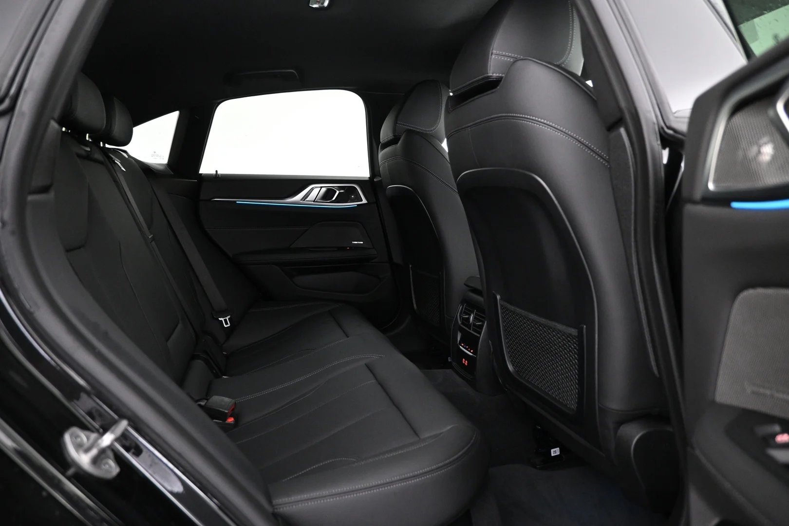 Car Image - 3ZIZhBnvFbyZVKgwyTiIYo