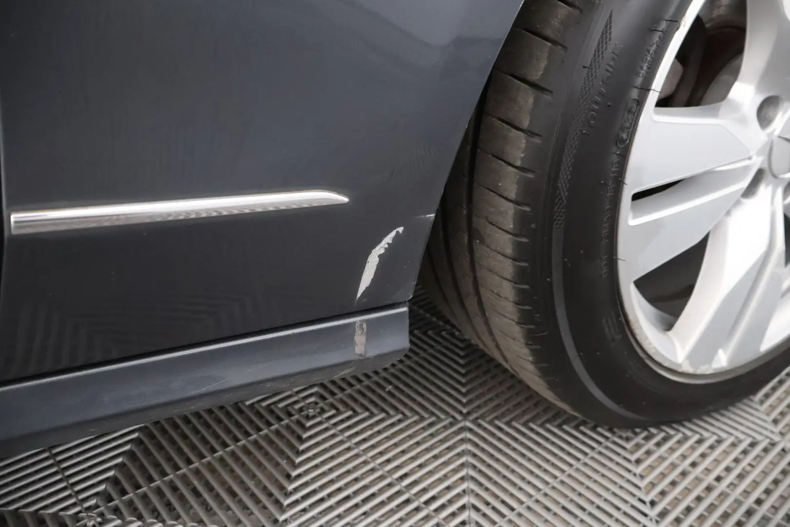 Car Image - gy1u4SJdgv4gF8thdclPm