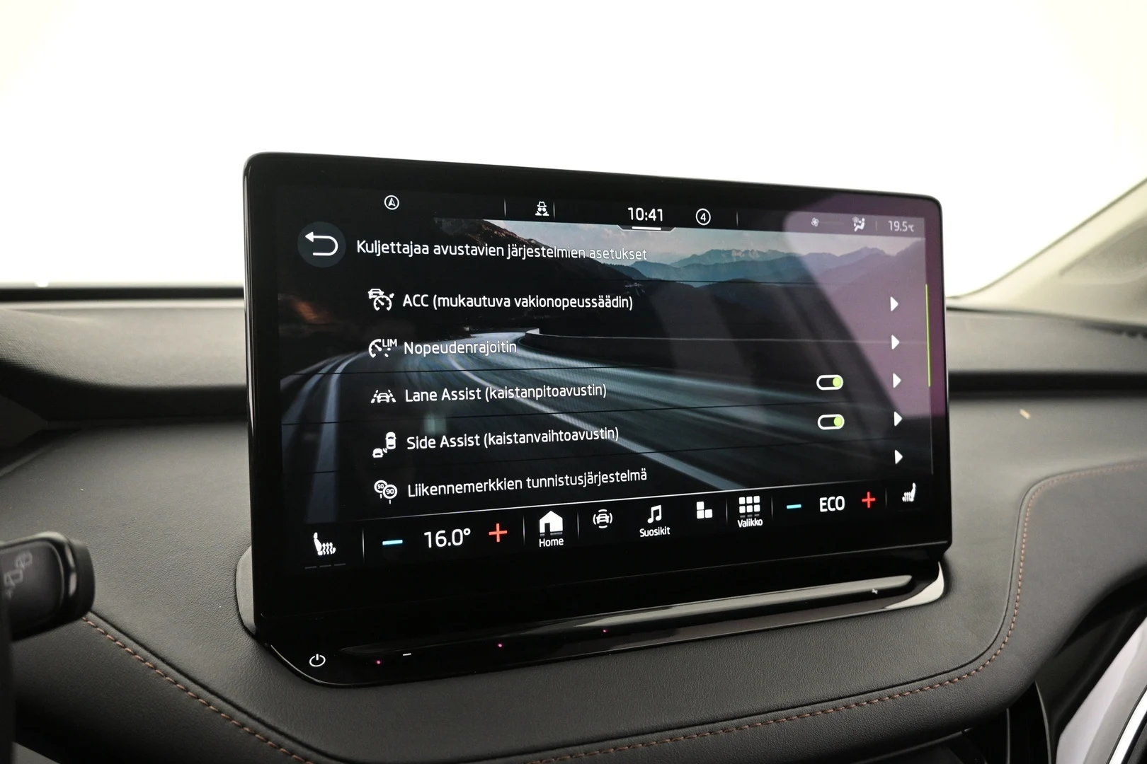 Car Image - 6dHLJeN1n6ITr0J9lPxU5K