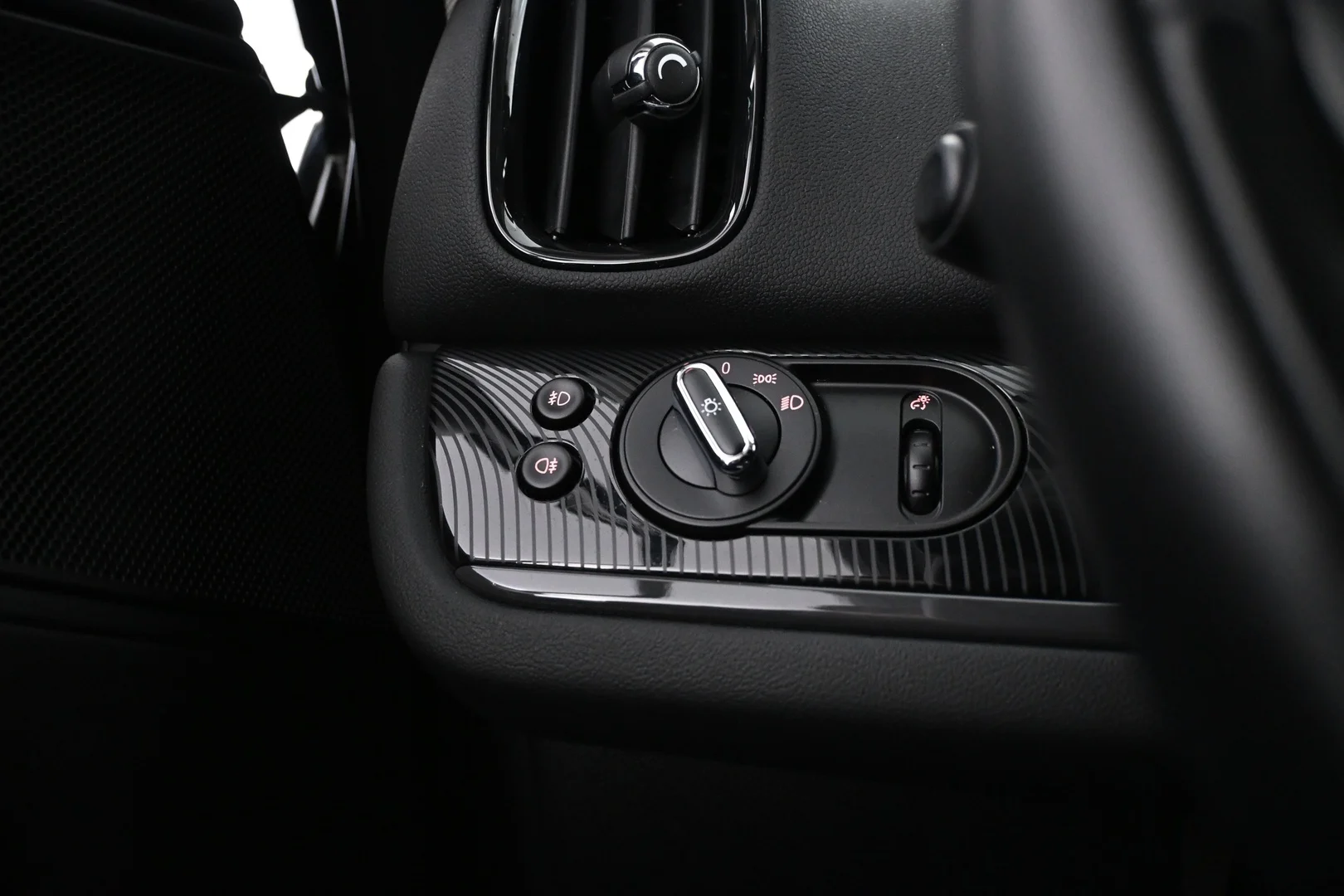 Car Image - 3cVawmq2Ih2KJ0ZrIoY01H
