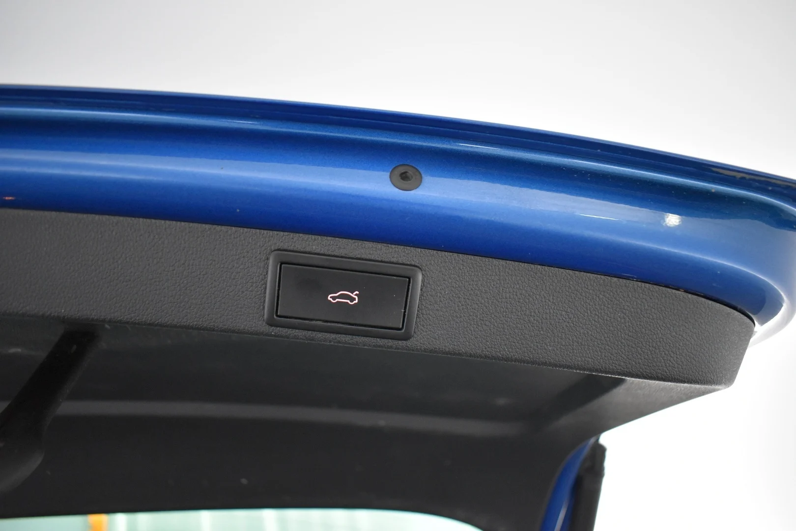 Car Image - 4gIK1PXQniBHxosG0dg0pU